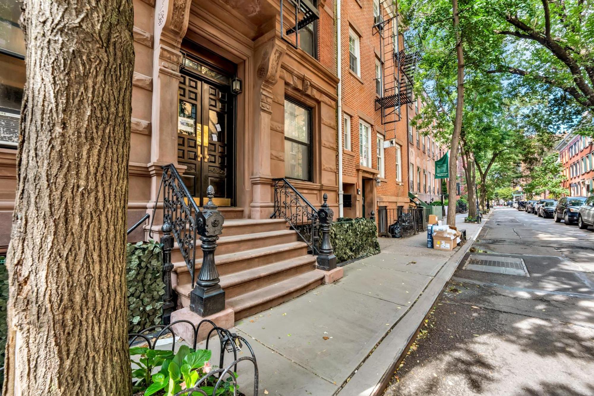 Spacious Soho 1bedroom Unit Washer & Dryer Apartment