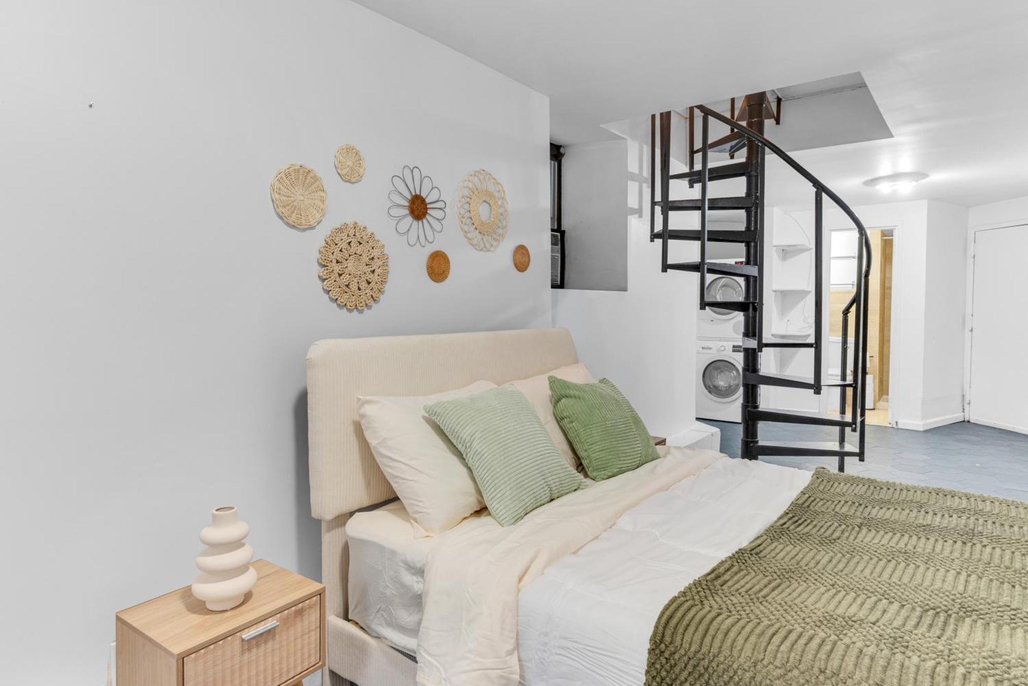 Apartment Inviting 2bd Upper East Side With Backyard *