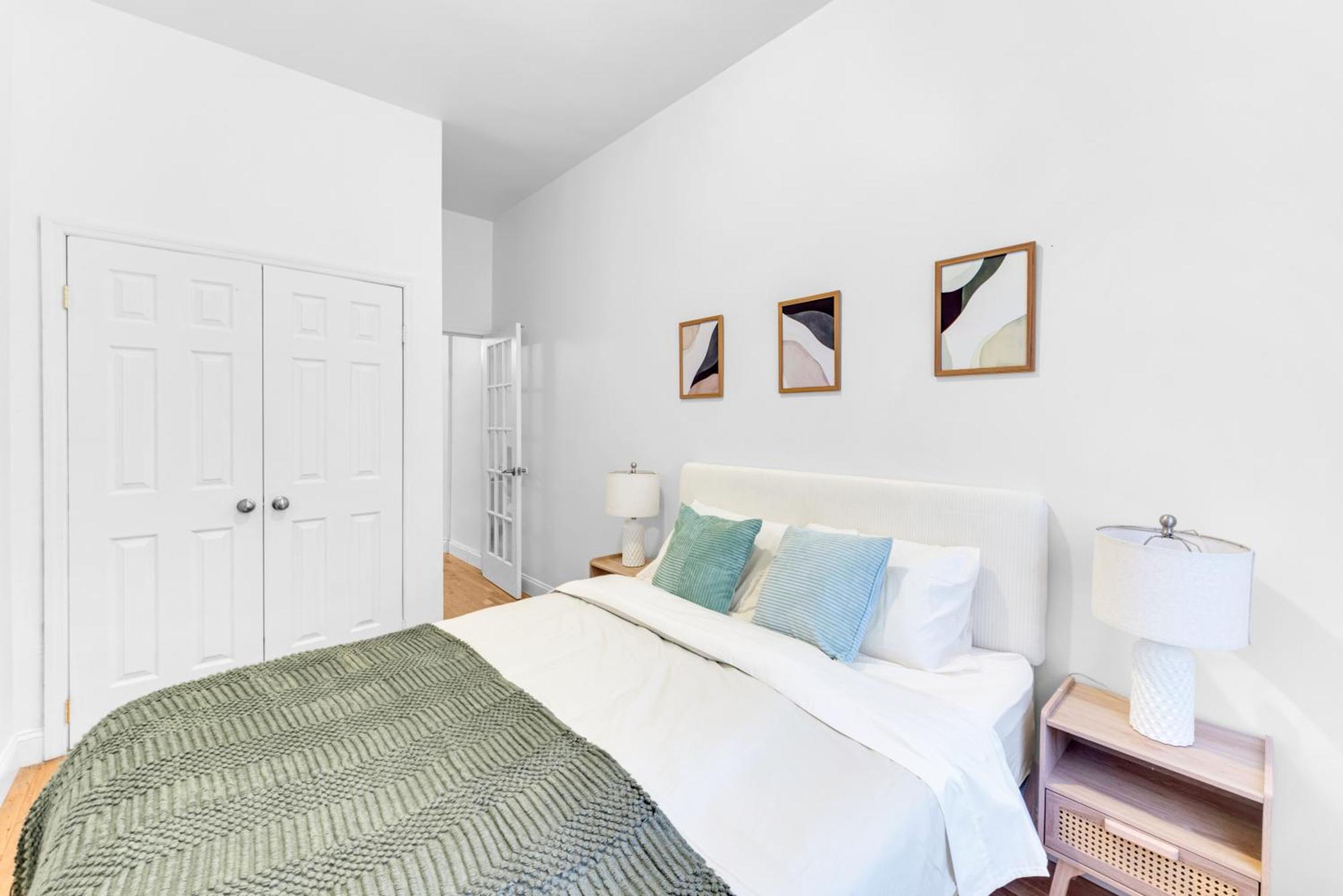 Apartment Inviting 2bd Upper East Side With Backyard New York