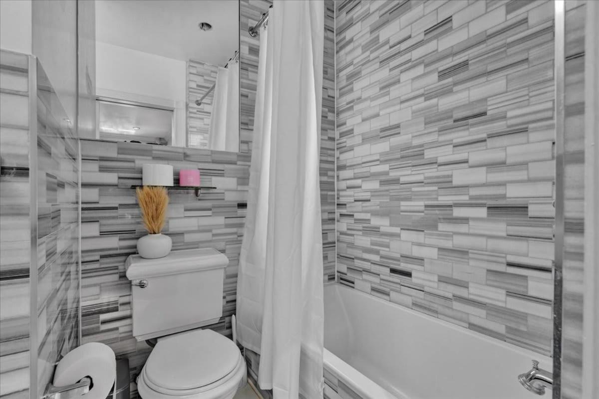 Stylish 3br-2ba In Gramercy Apartment