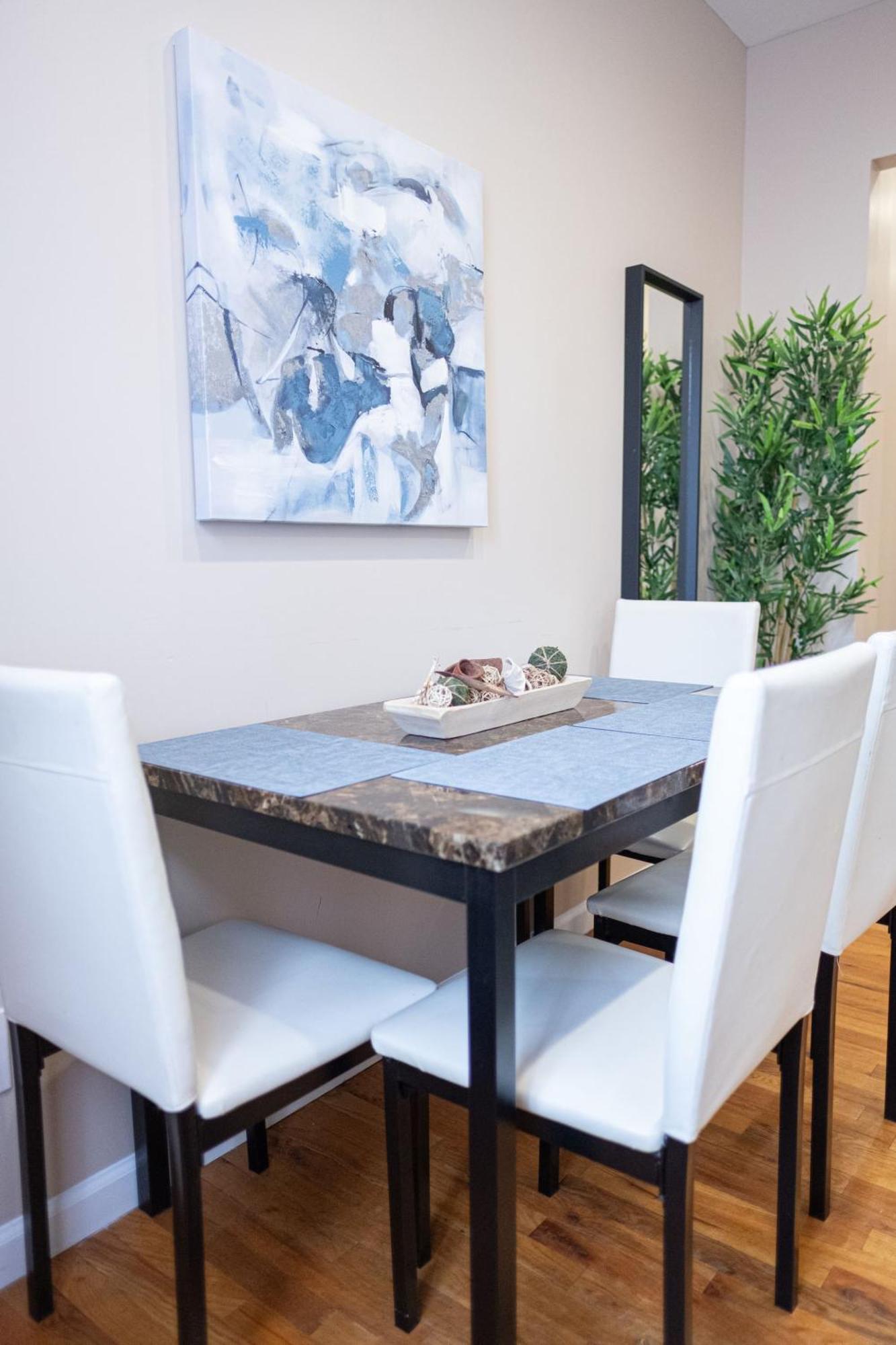 Sunny 4br/2ba Retreat In Morningside Heights, Nyc Holiday home