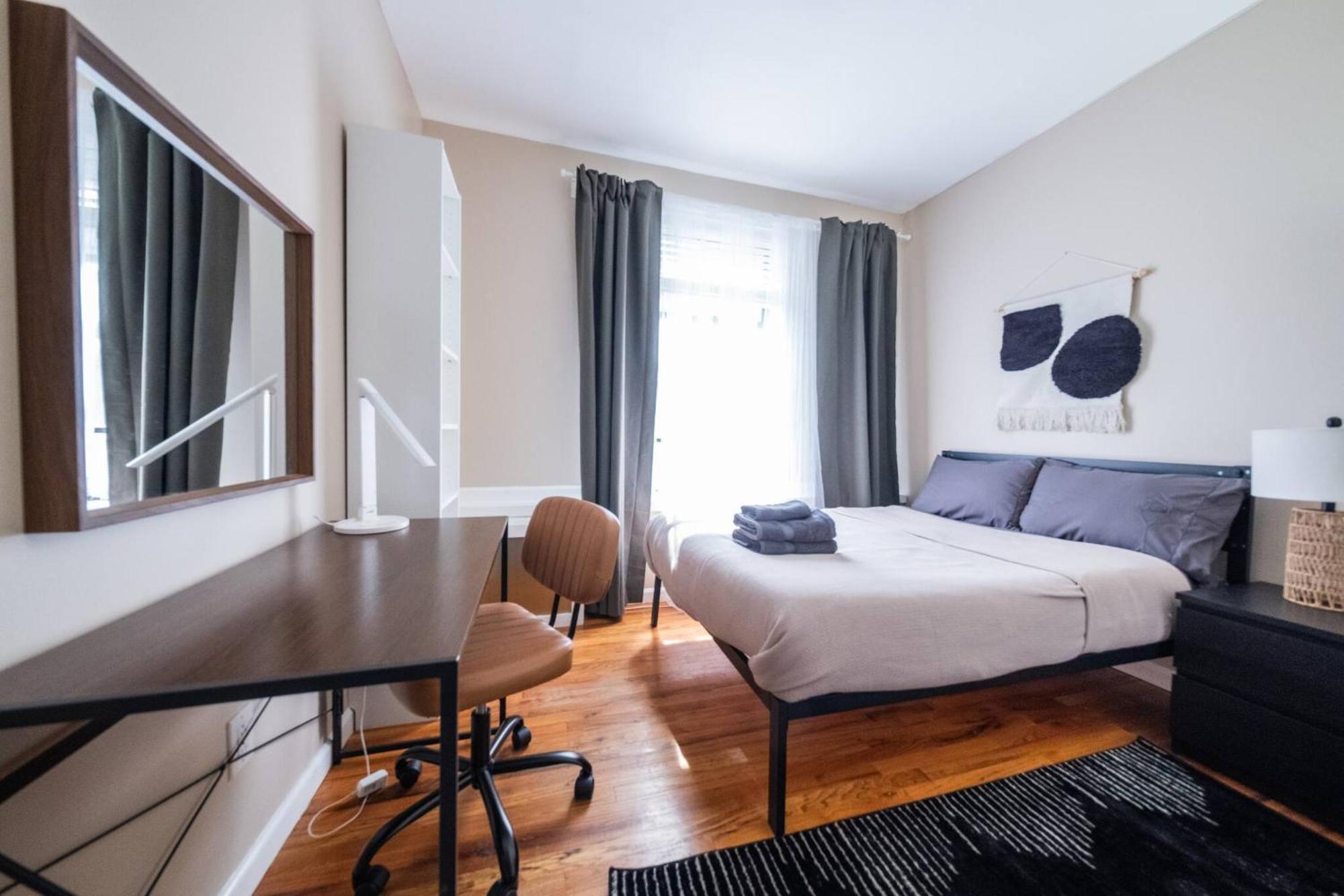 Holiday home Sunny 4br/2ba Retreat In Morningside Heights, Nyc *