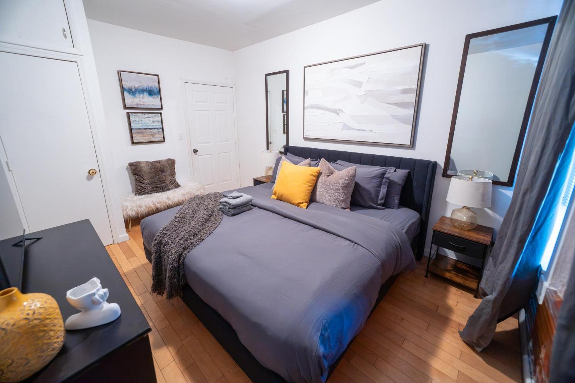 Modern By Park - 3 Br *