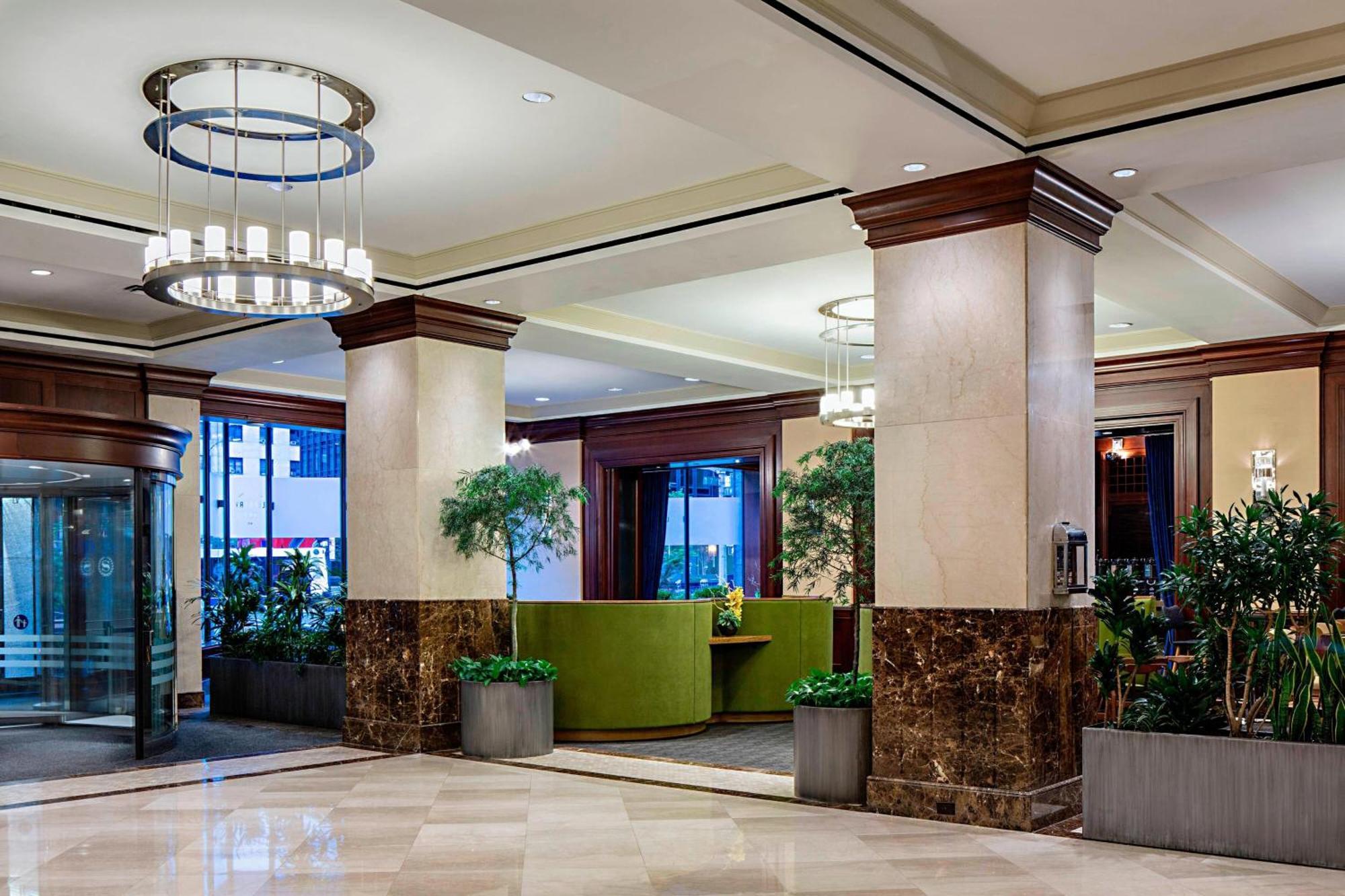 Sheraton Times Square Hotel 4*