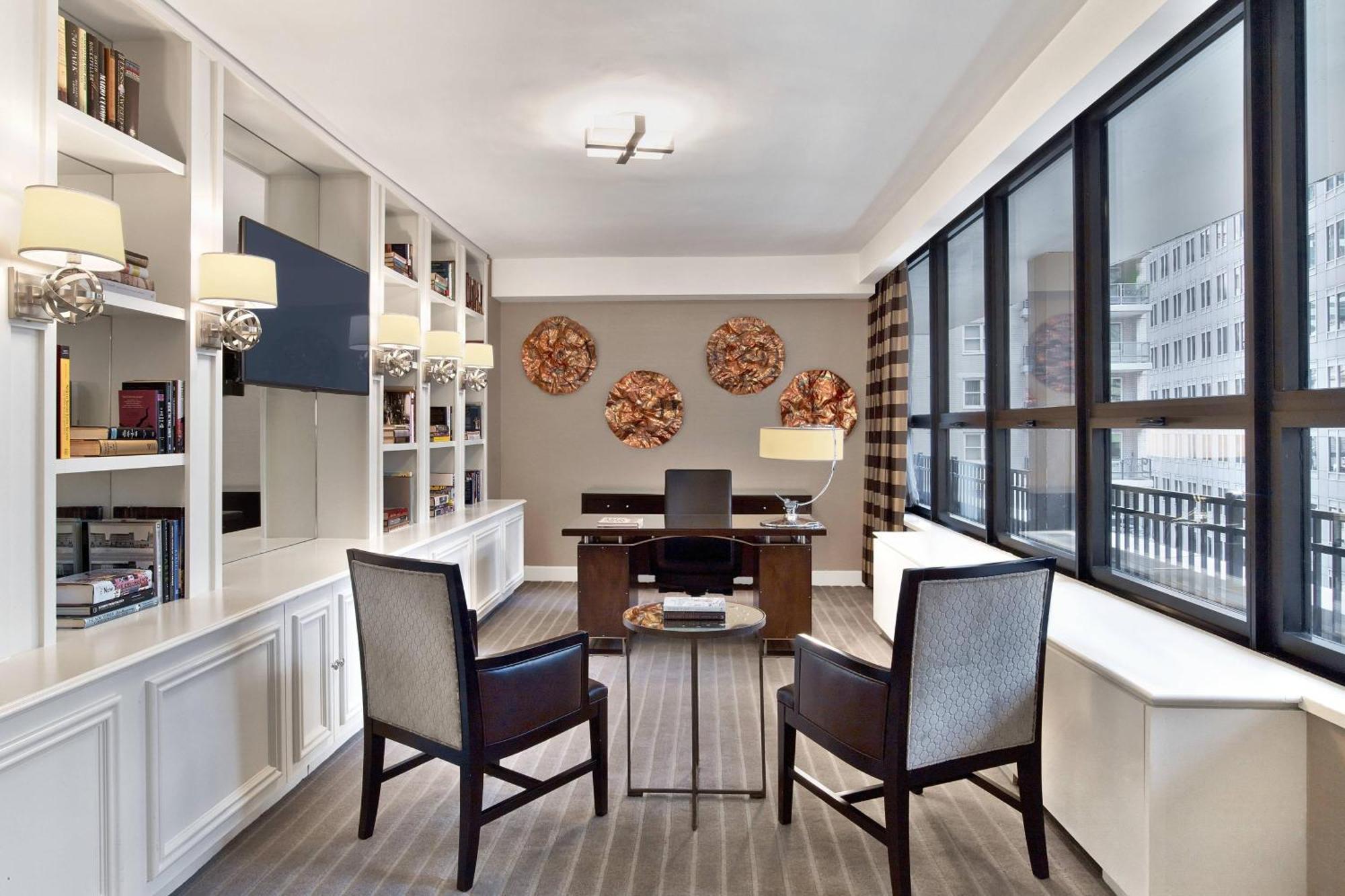 Sheraton Times Square Hotel 4*