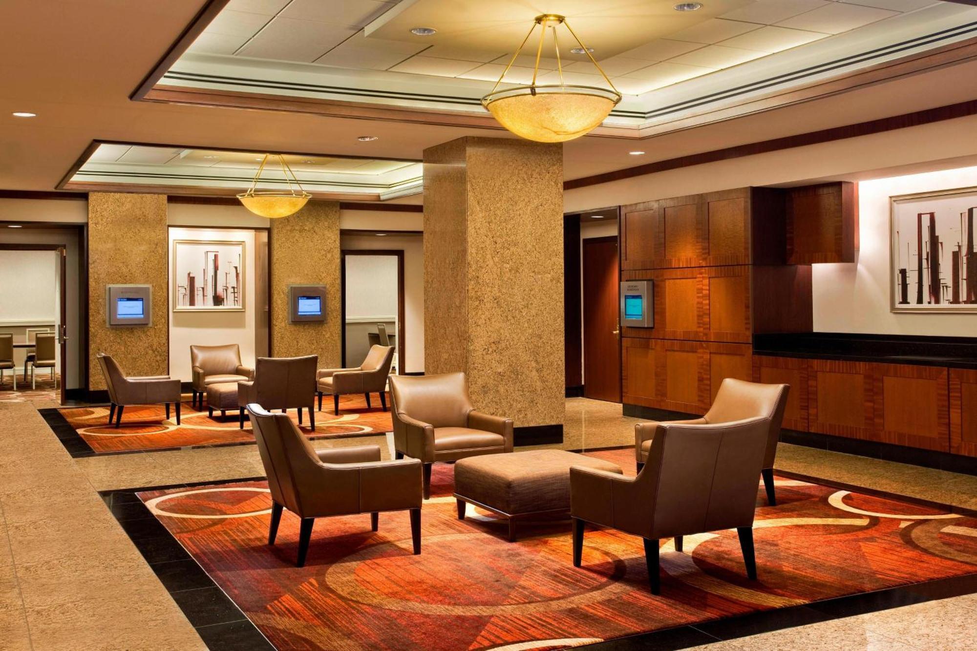 Sheraton Times Square Hotel 4*