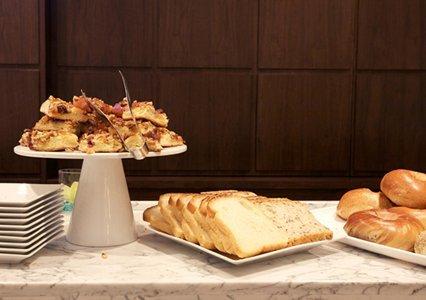 Distrikt City, Tapestry Collection By Hilton 4* New York