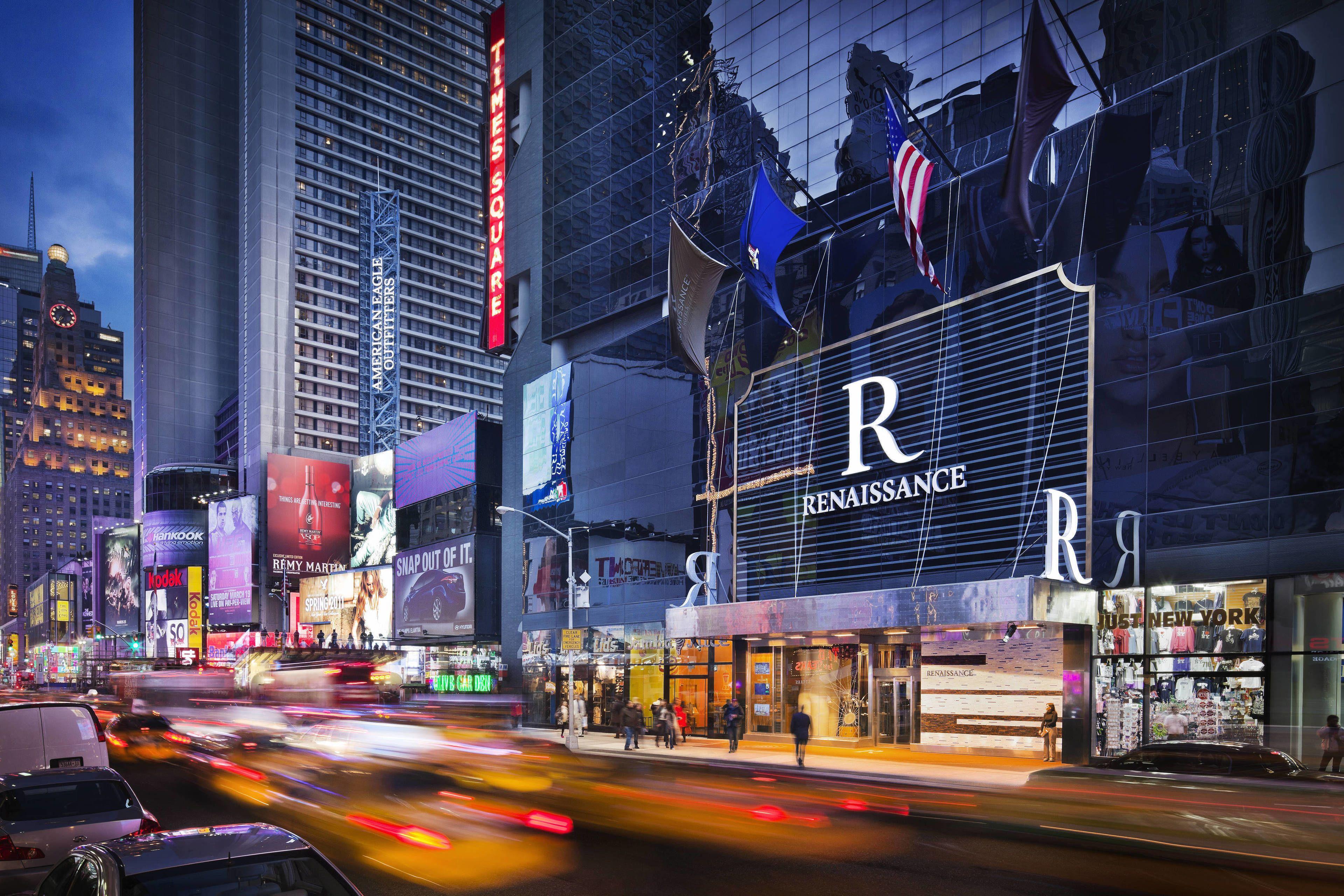 Hotel Renaissance Times Square By Marriott 4*