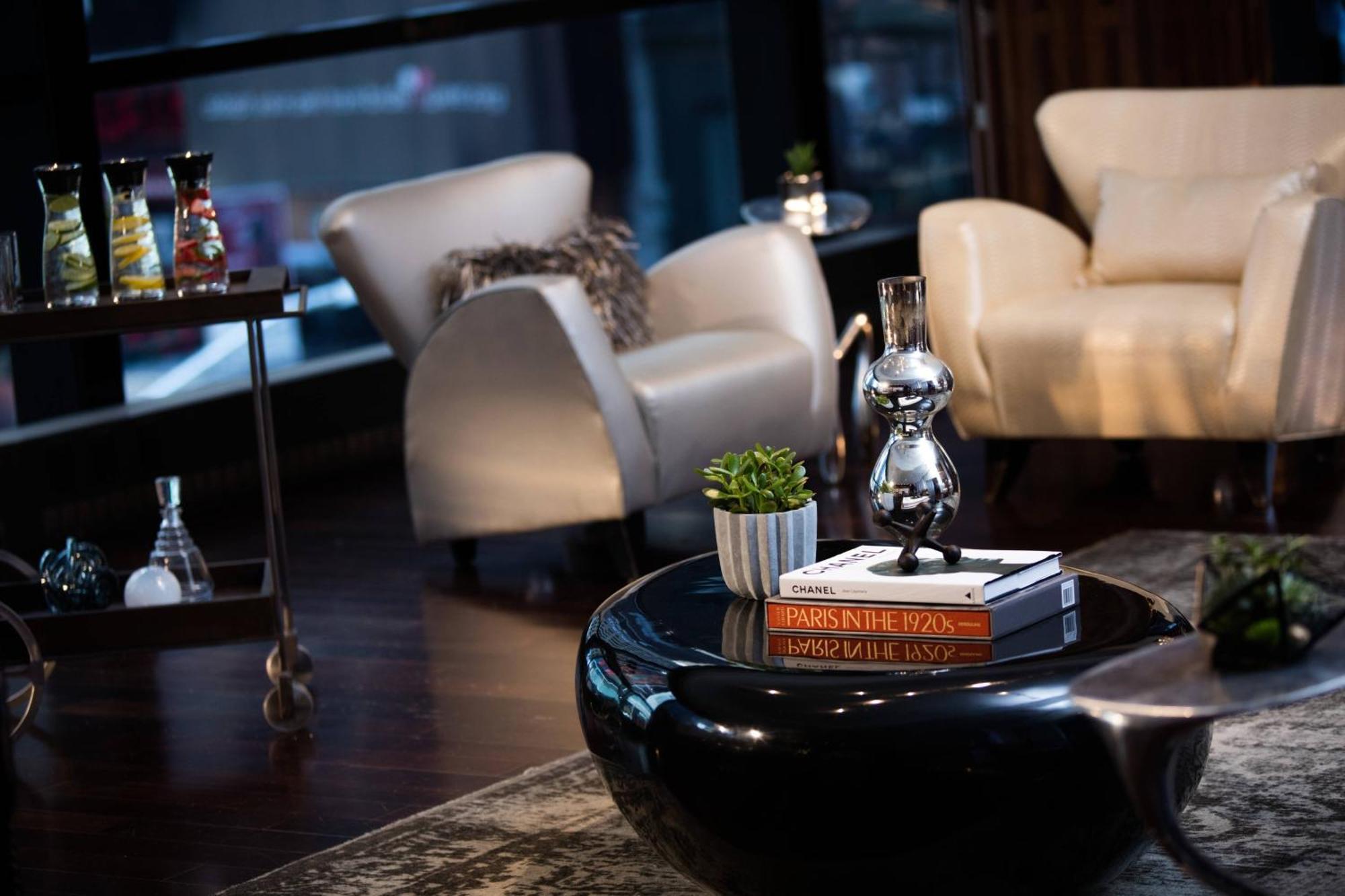 Hotel Renaissance Times Square By Marriott 4*