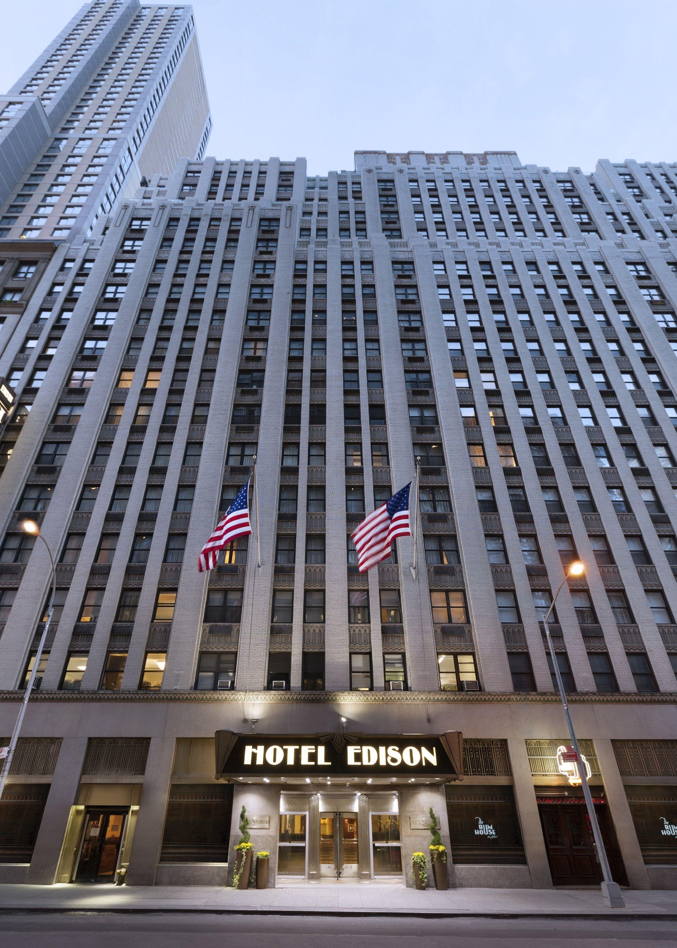 Edison Times Square Hotel 4*