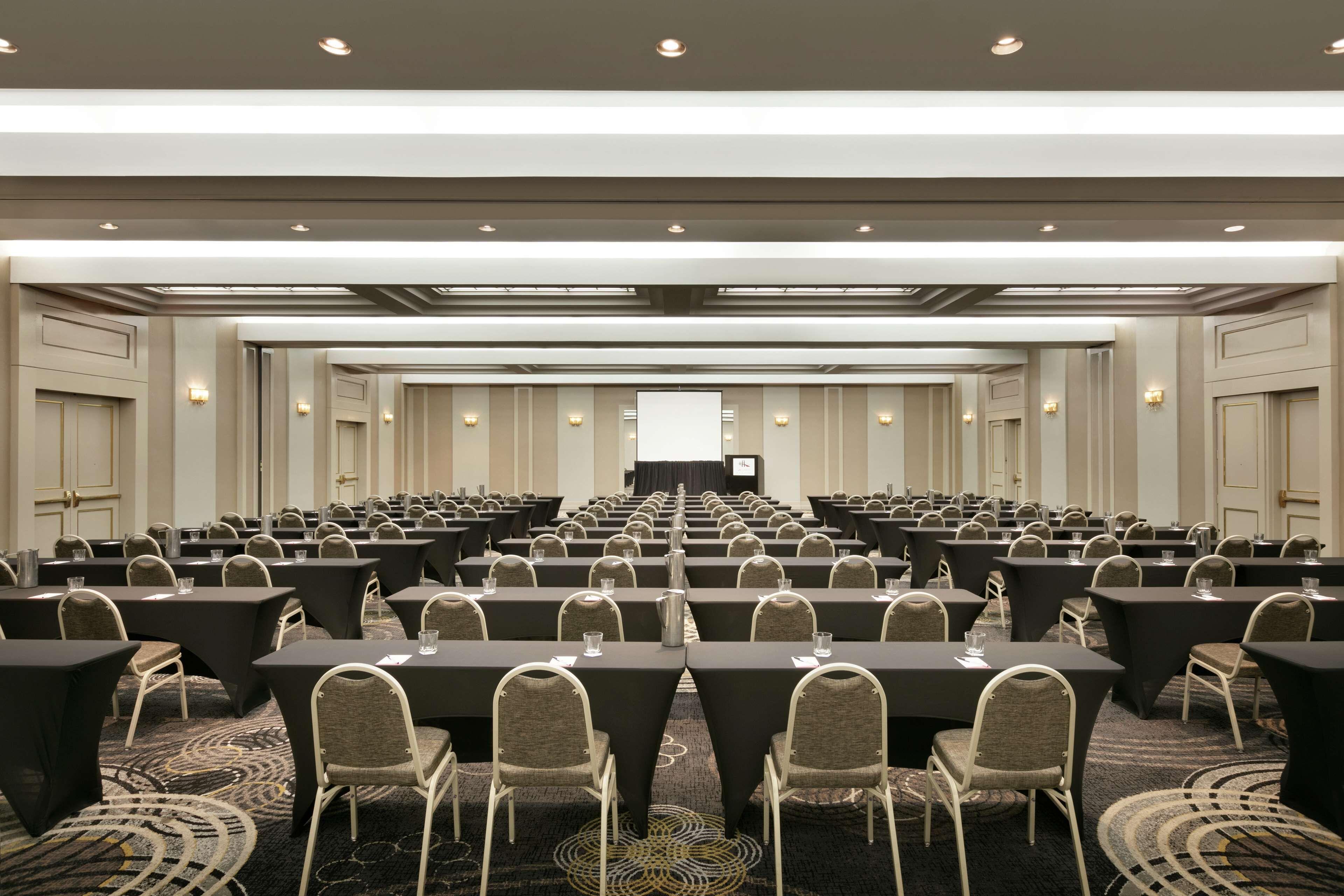 Doubletree By Hilton New York-laguardia Hotel New York