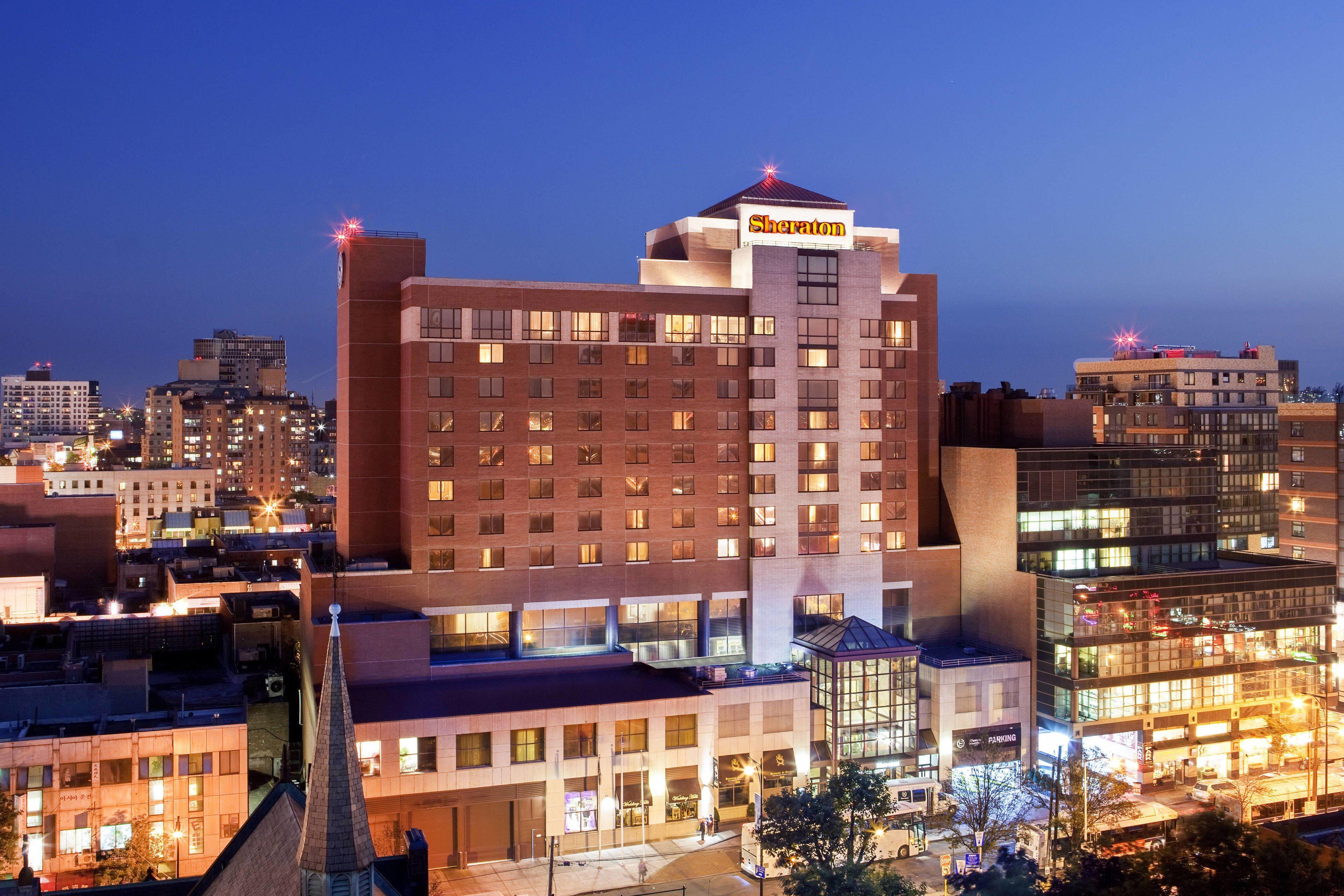 Hotel Sheraton Laguardia East 3*