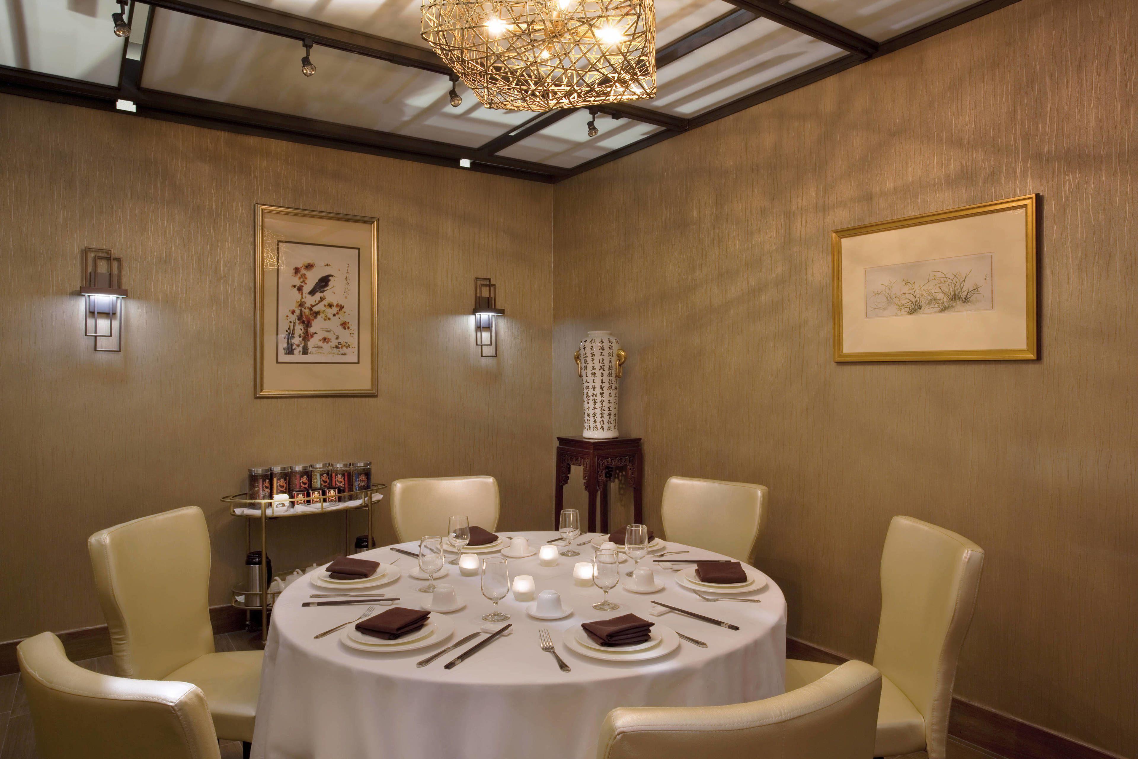 Sheraton Laguardia East Hotel 3*