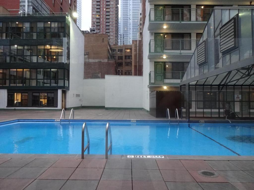 Travel - Midtown Manhattan New York