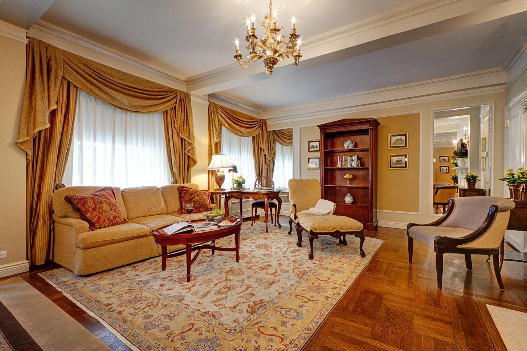 Hotel Elysee By Library Collection