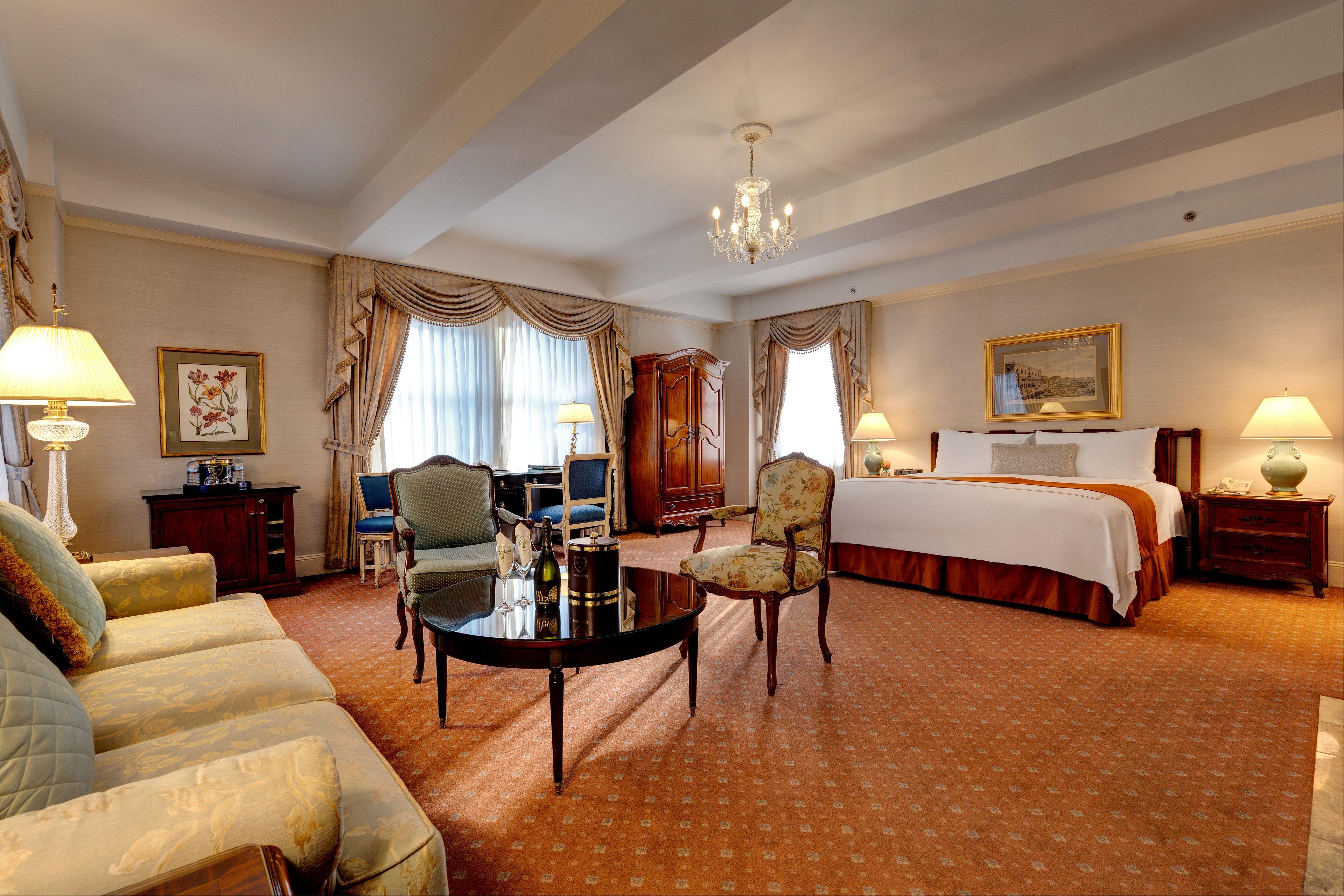 Hotel Elysee By Library Collection New York
