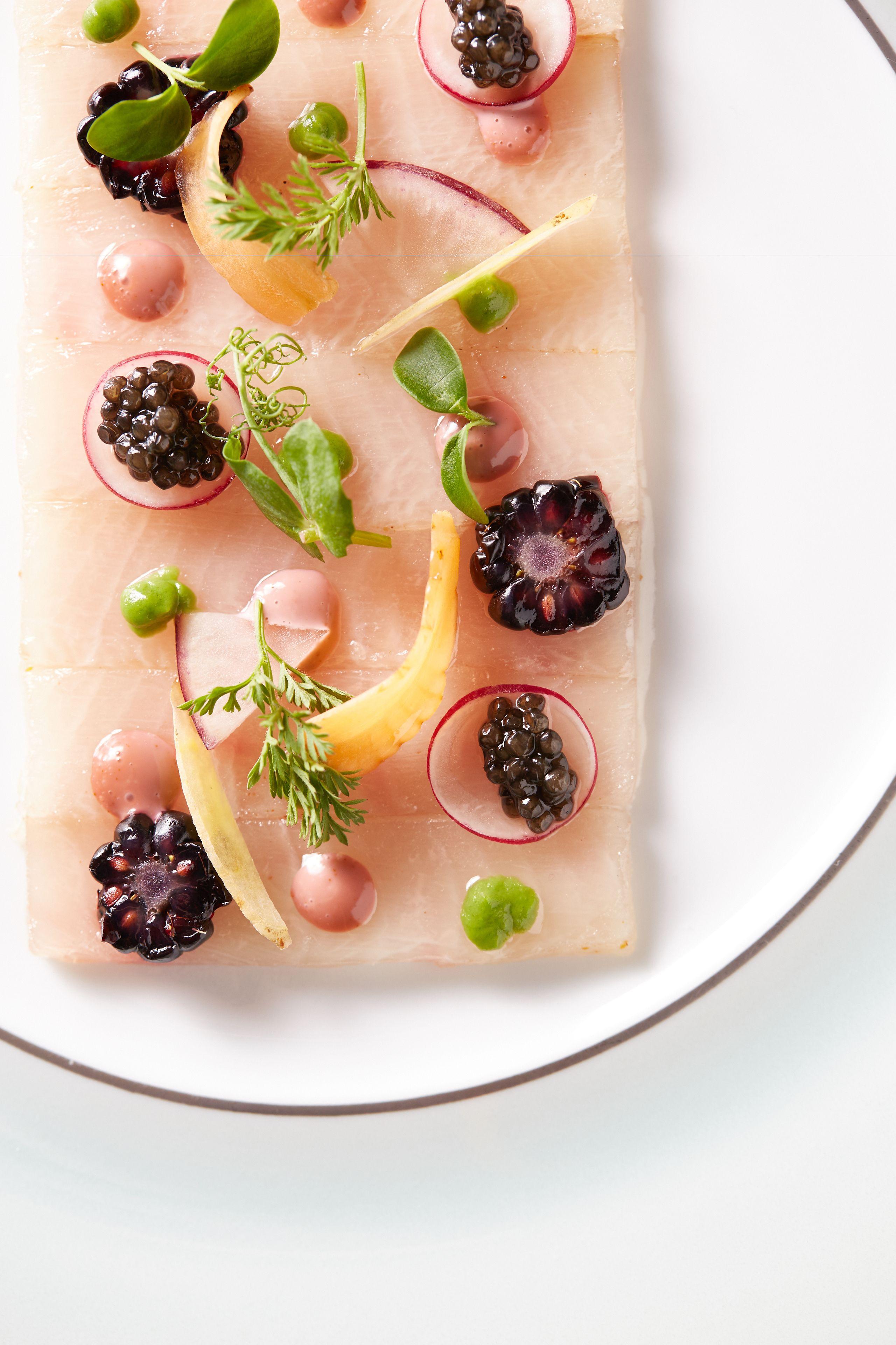 Four Seasons Hotel 5*