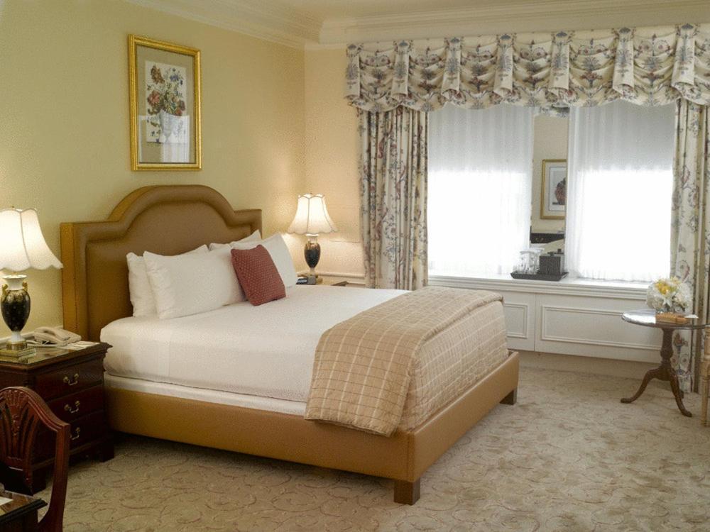 The Sherry Netherland Hotel 5*