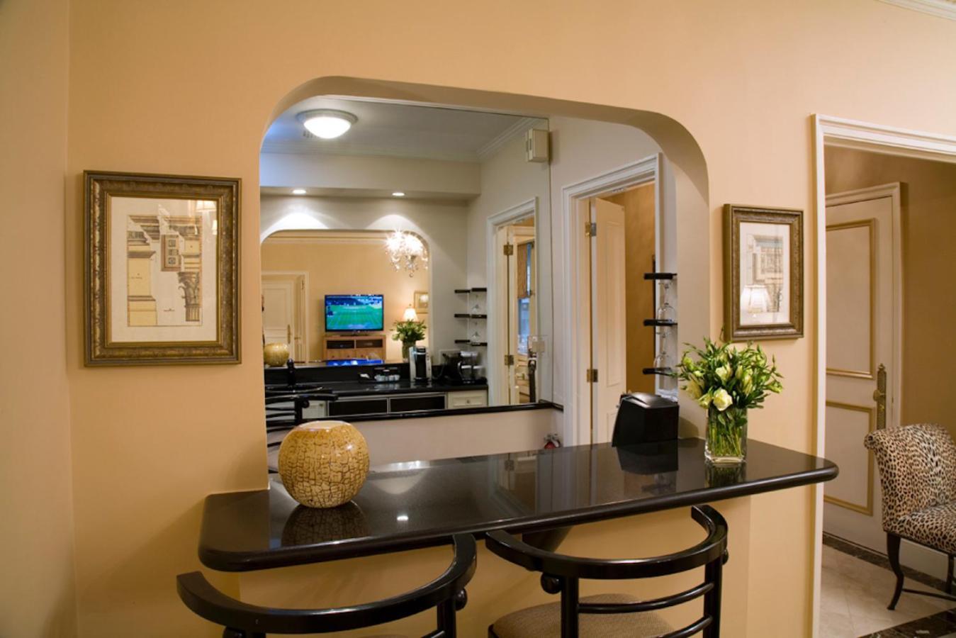 Hotel The Sherry Netherland