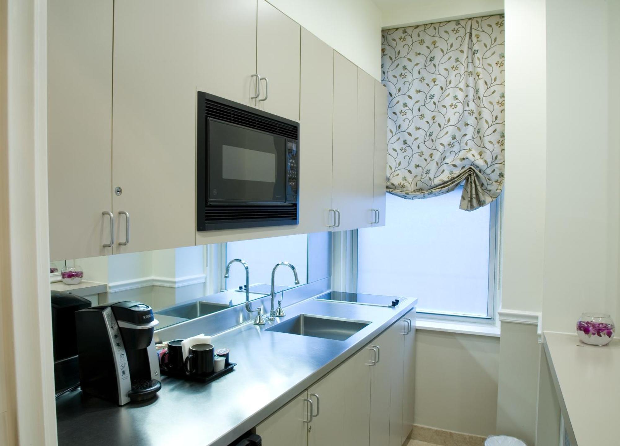 Hotel The Sherry Netherland