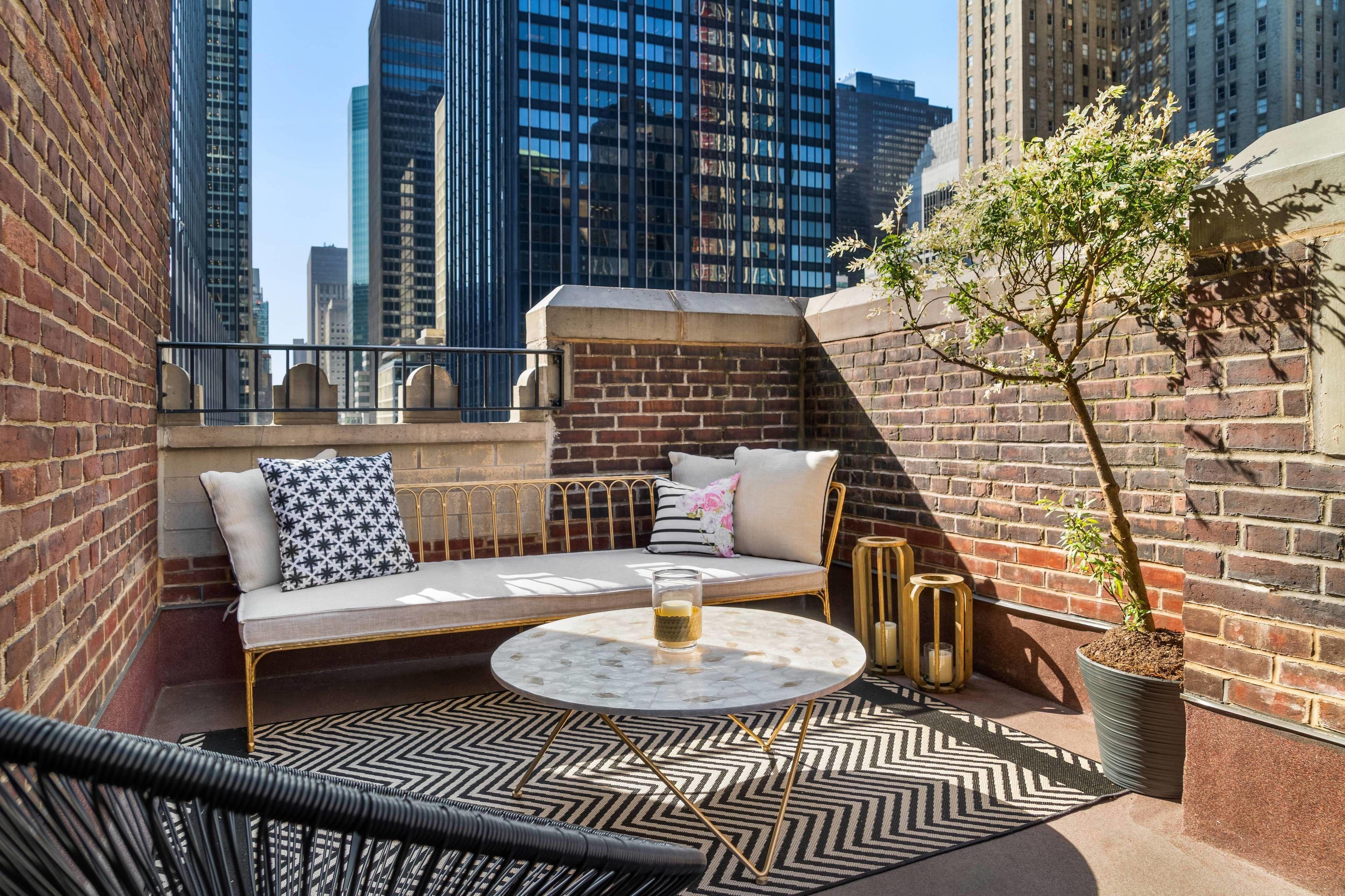 The Lexington Hotel, Autograph Collection Hotel 4*