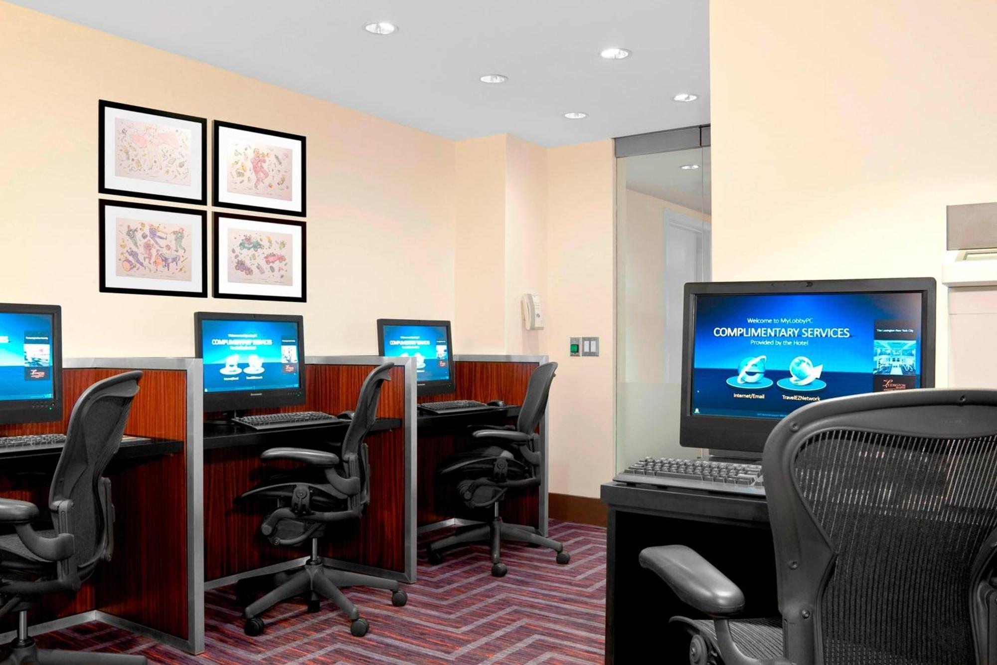 The Lexington Hotel, Autograph Collection 4*