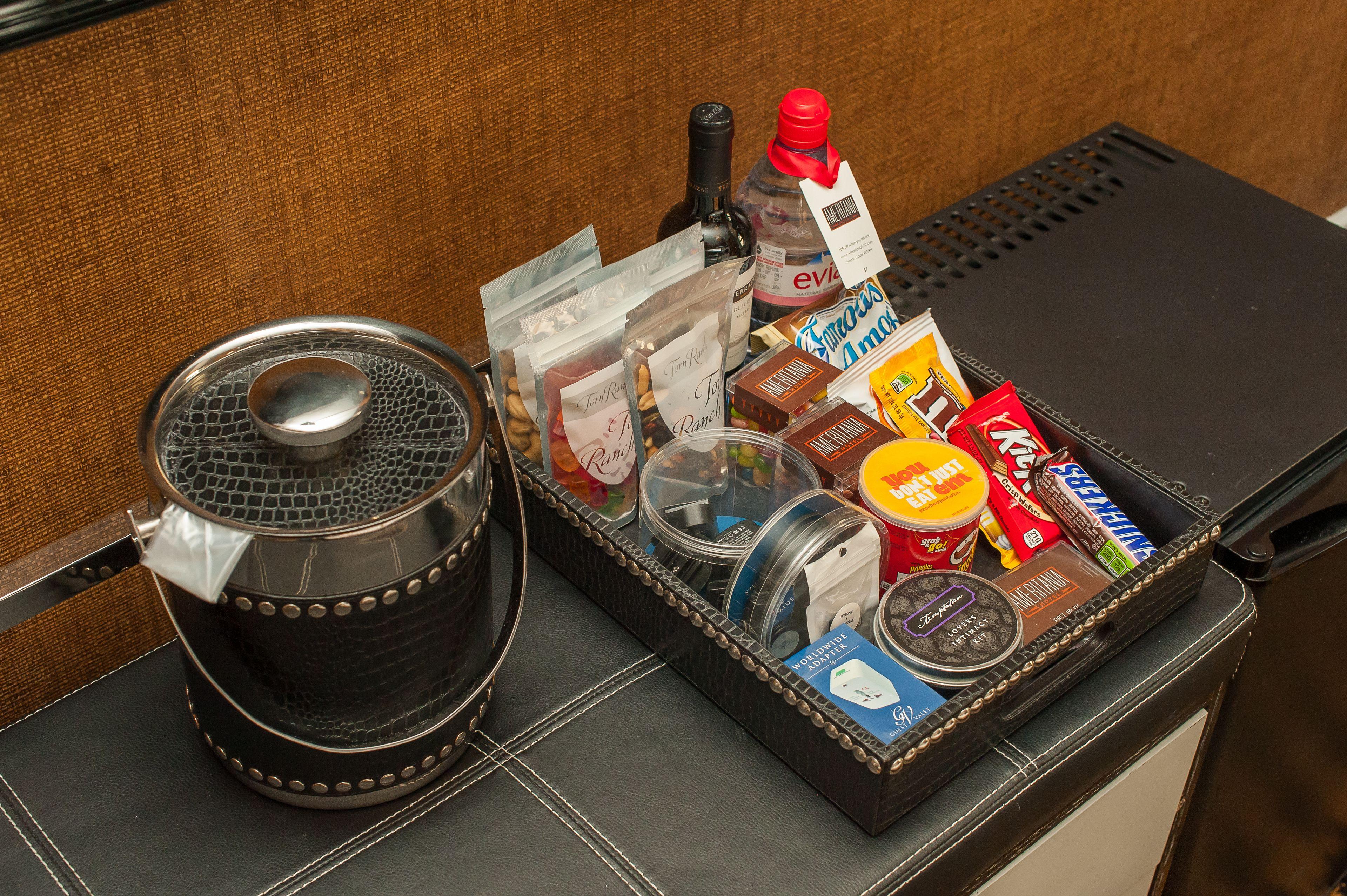 Hotel Ameritania At Times Square 4*