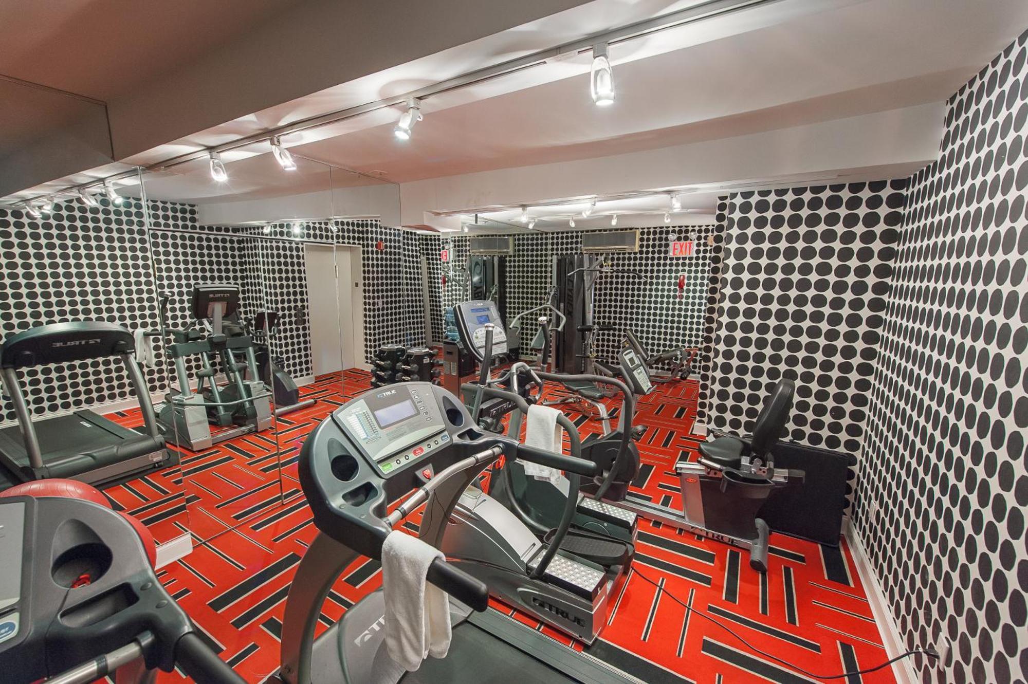 Hotel Ameritania At Times Square 4*