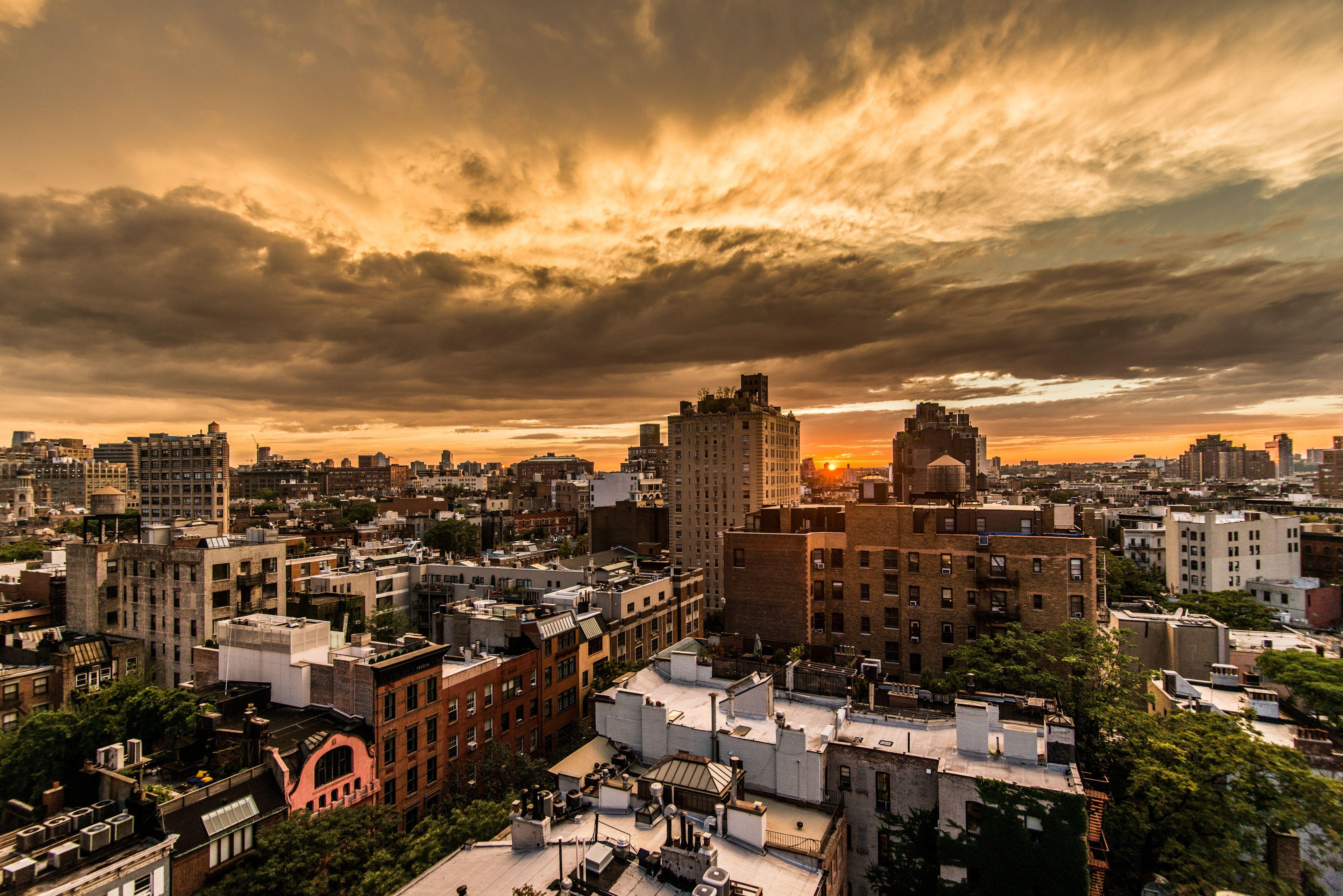 Washington Square 4*