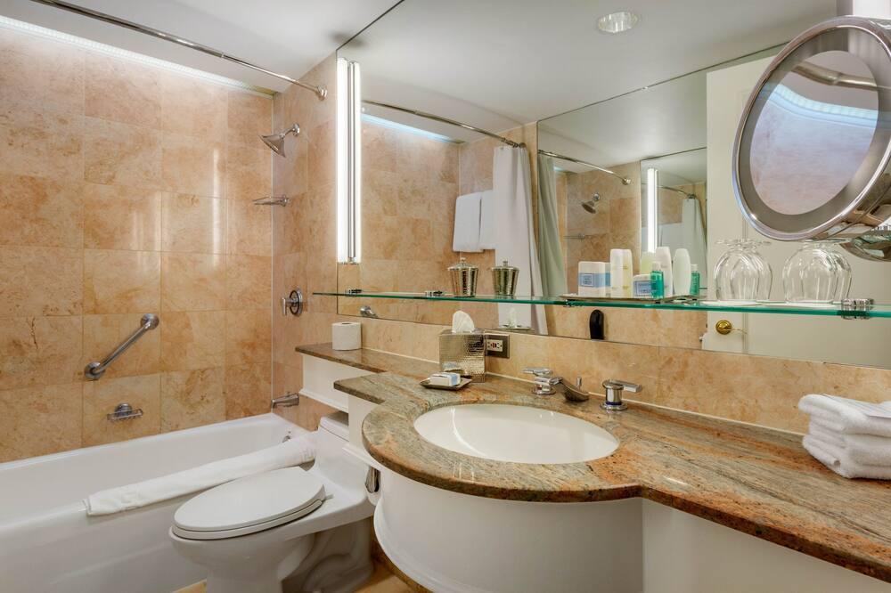 Hotel Omni Berkshire Place