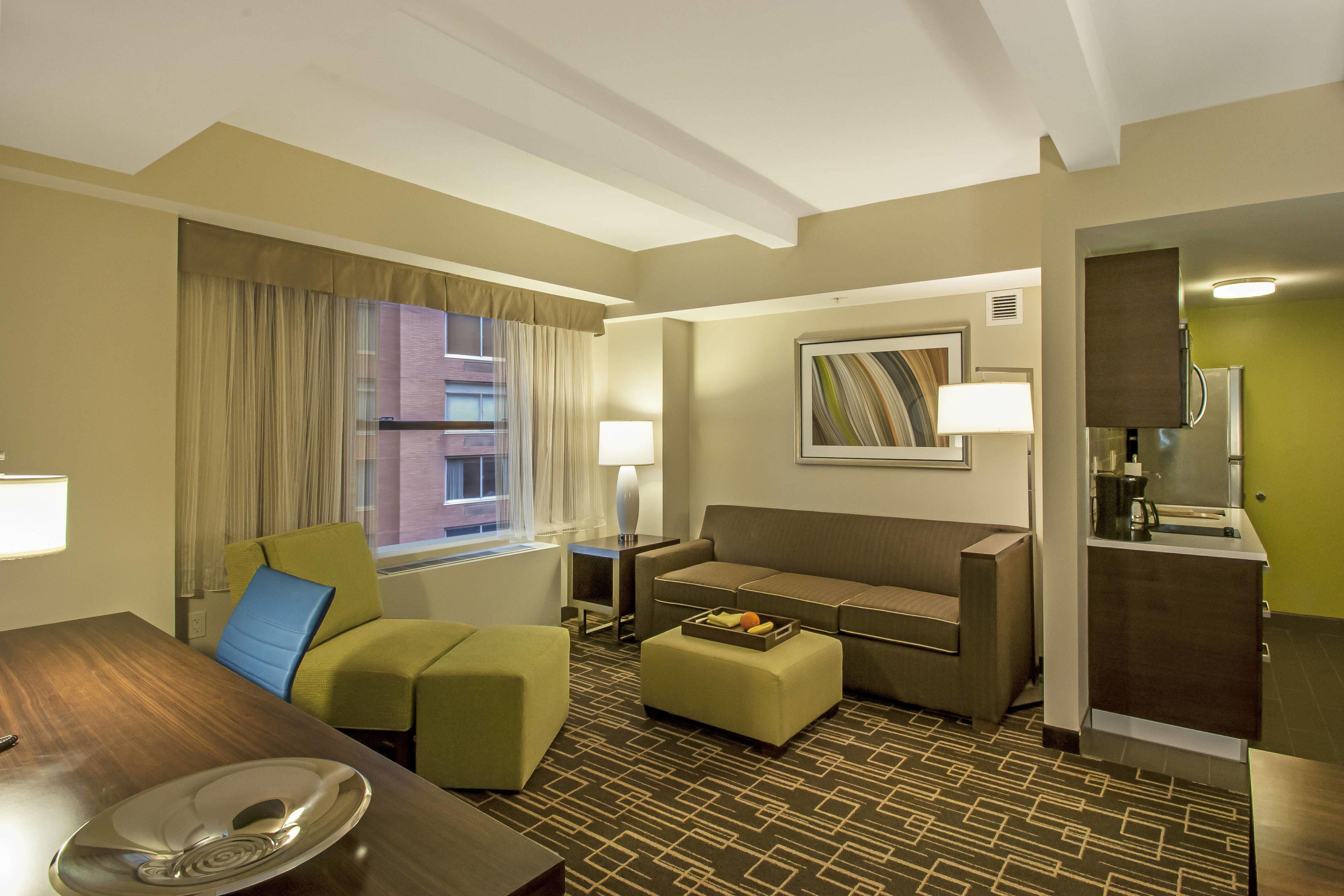 By Marriott Manhattan/ Midtown Eastside New York