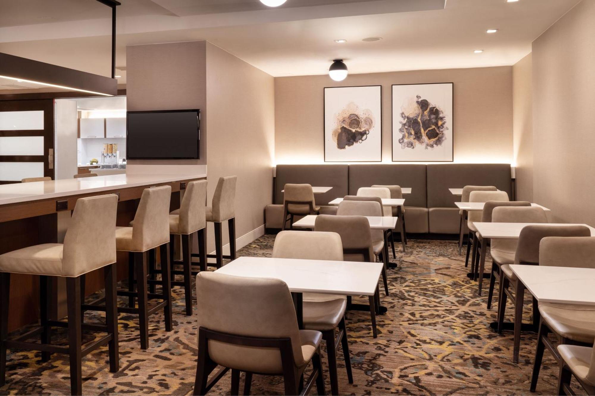 By Marriott Manhattan/ Midtown Eastside New York