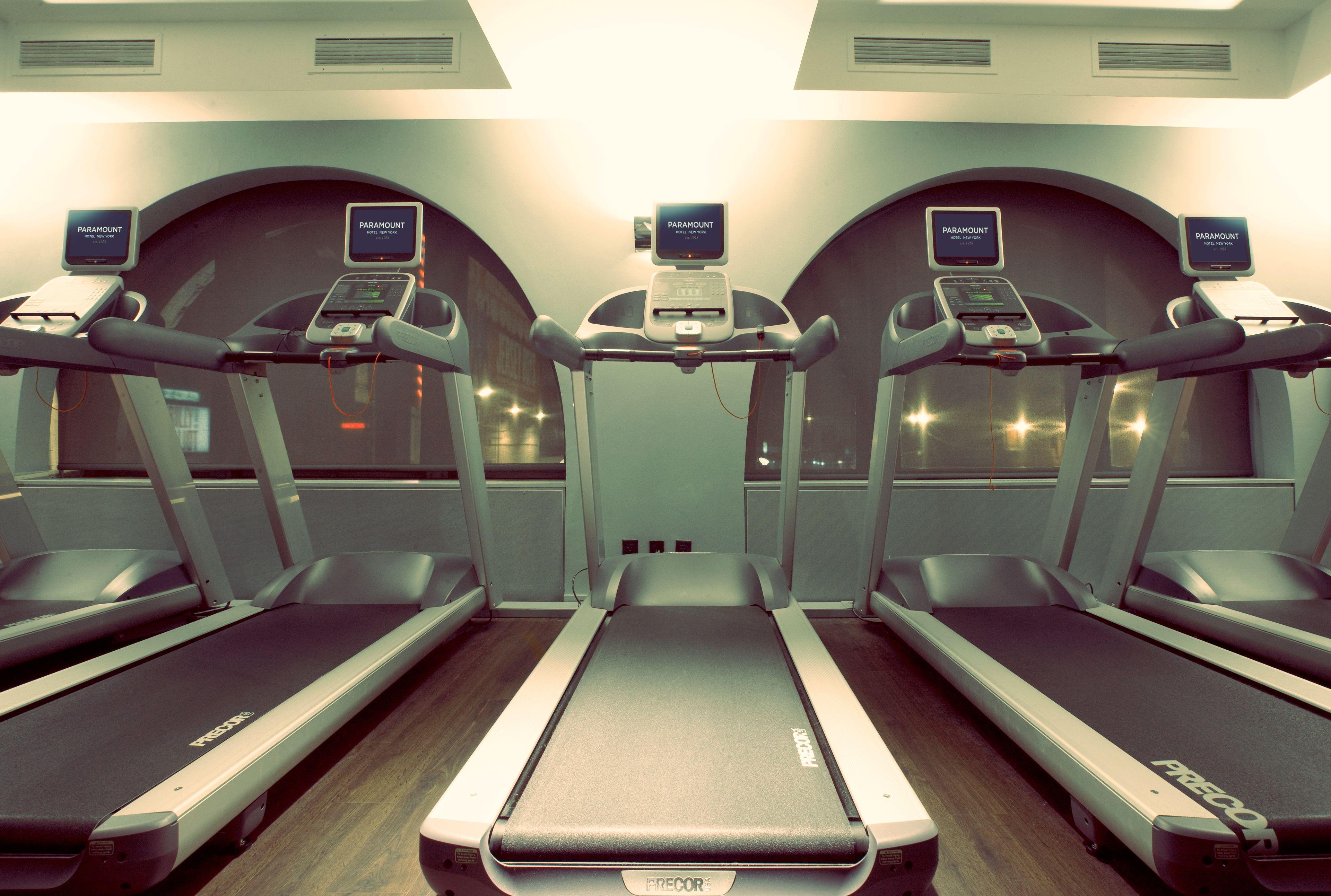 Hotel Paramount Times Square - A Generator 4*