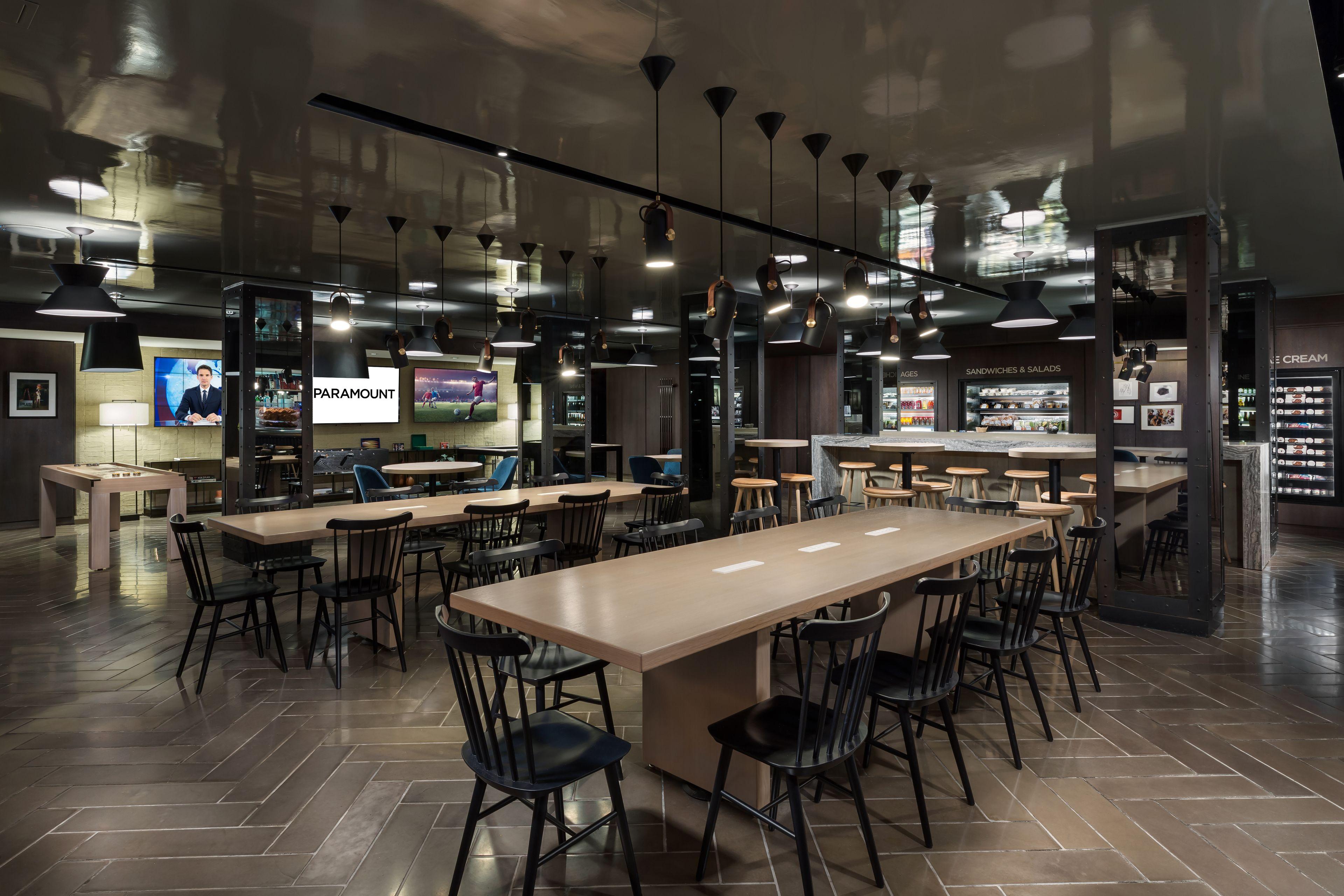 Paramount Times Square - A Generator 4* New York