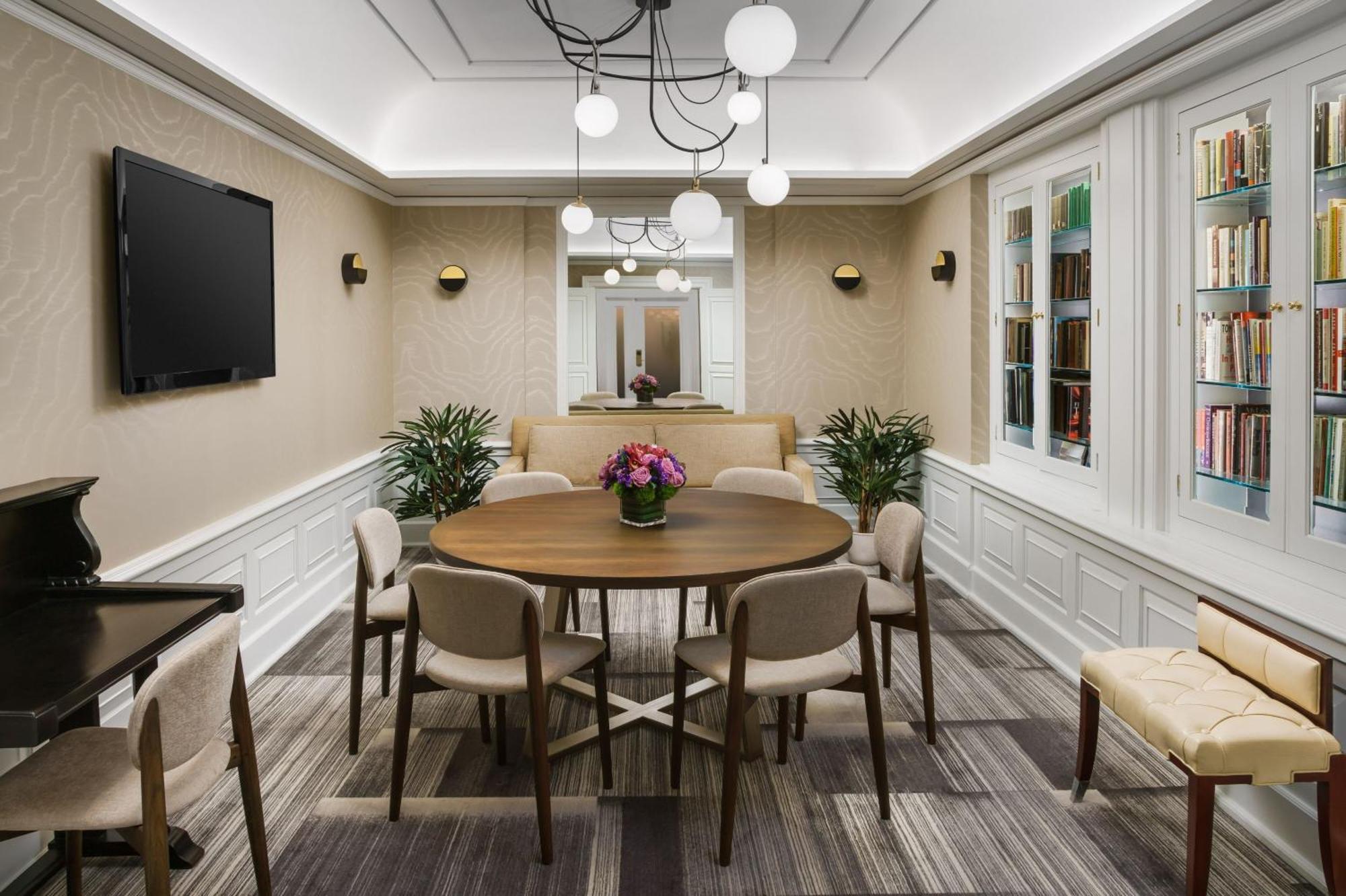 The Algonquin Times Square, Autograph Collection New York