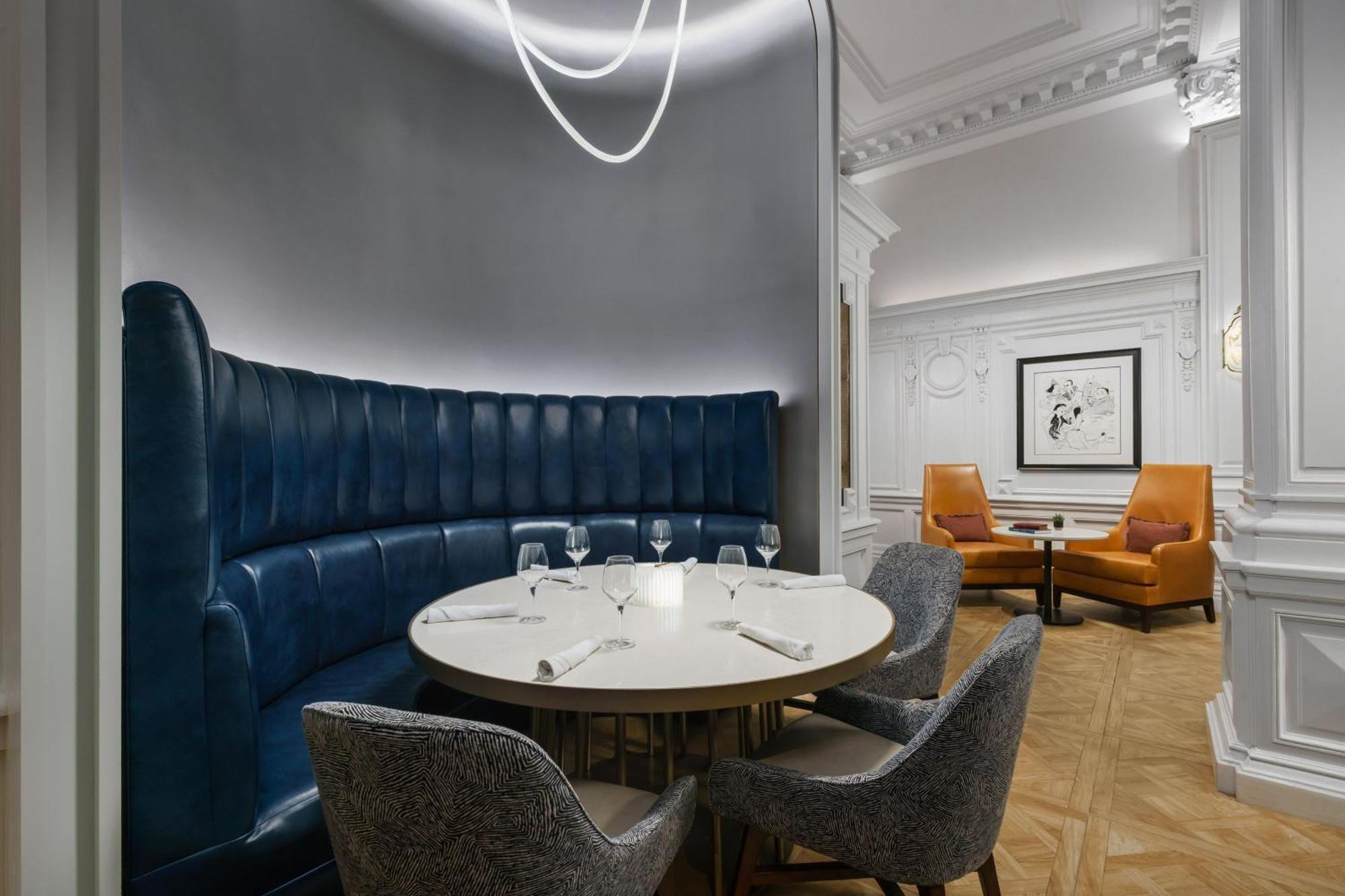 The Algonquin Times Square, Autograph Collection 4*