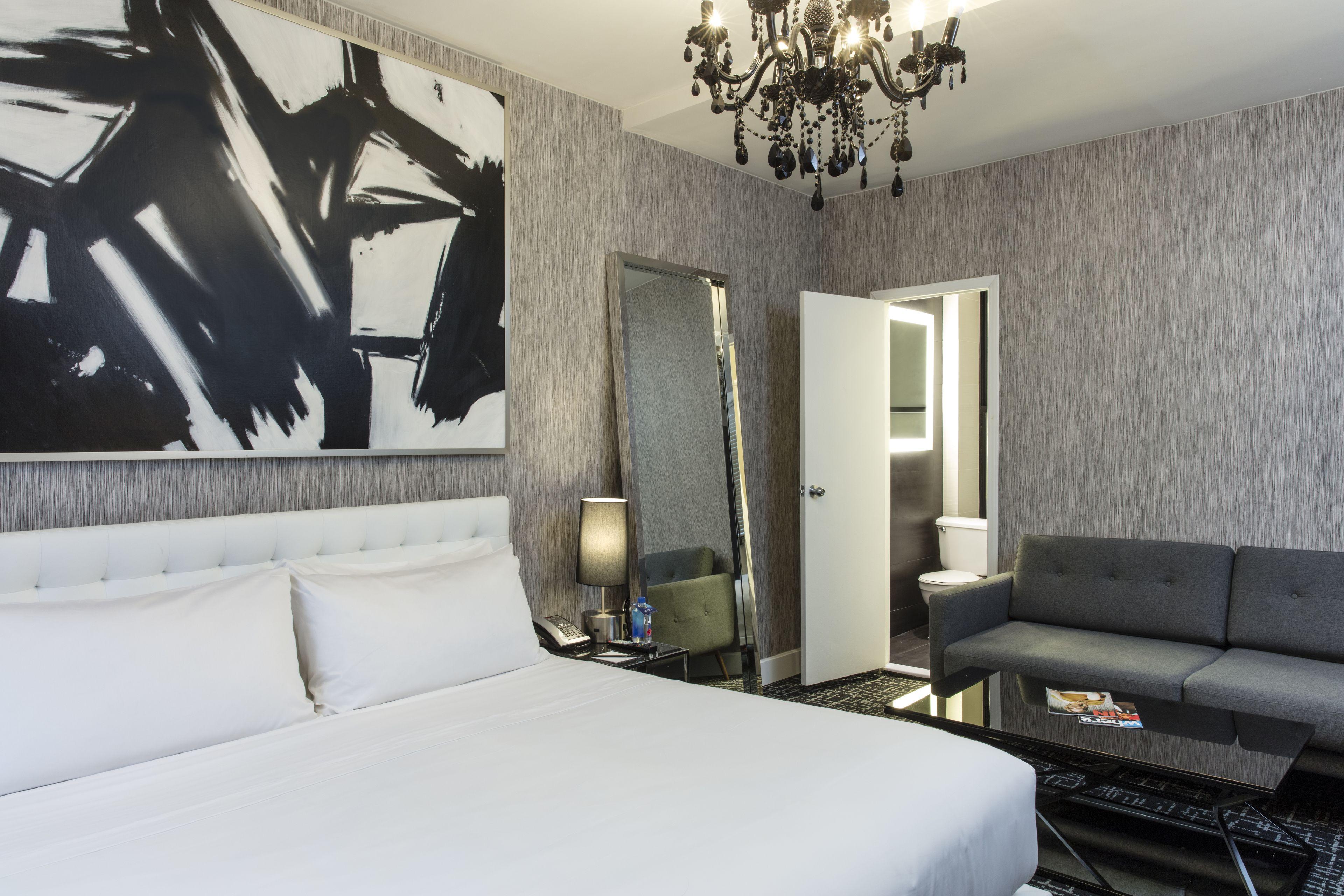 Hotel Square At Times Square 3*