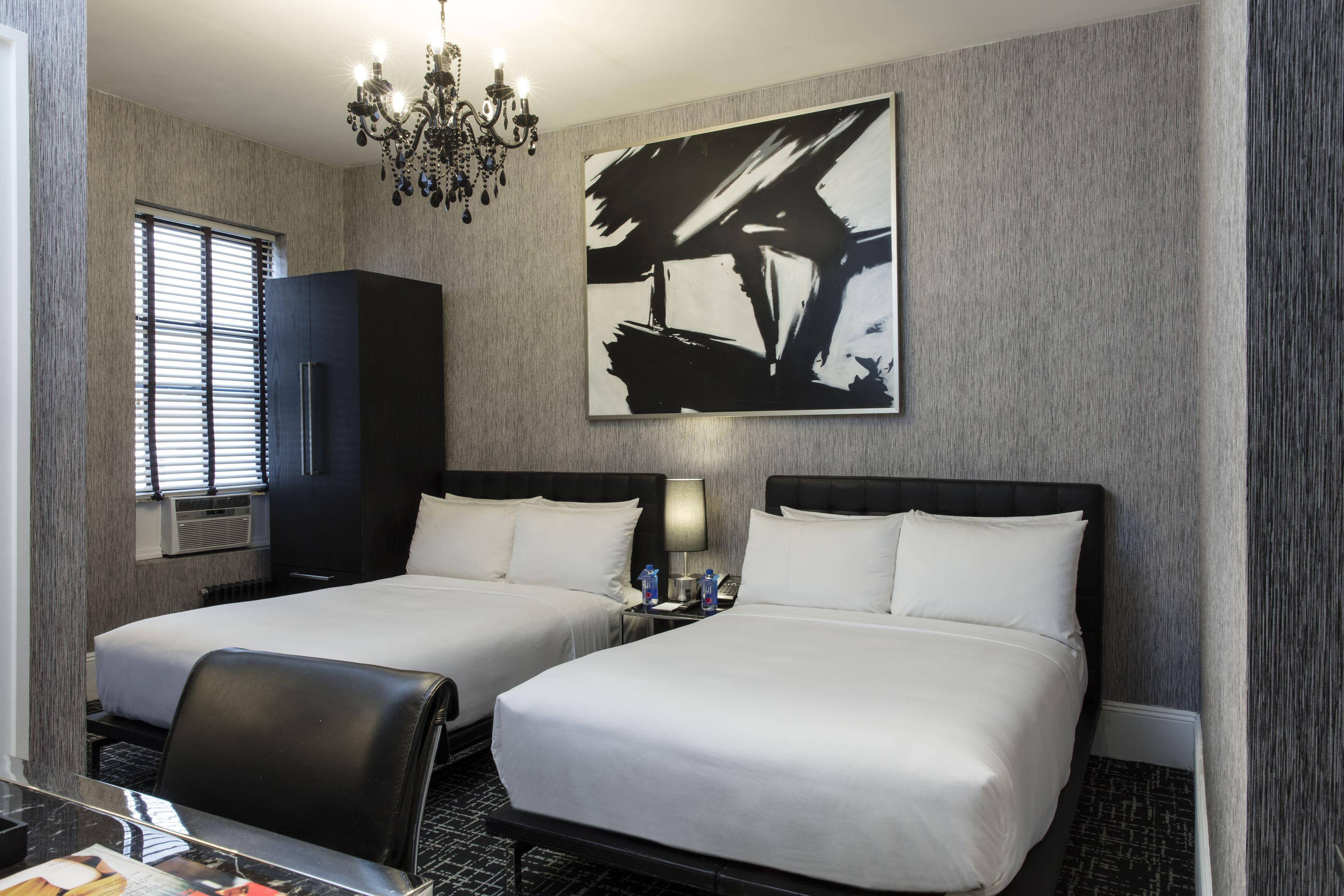 Square At Times Square