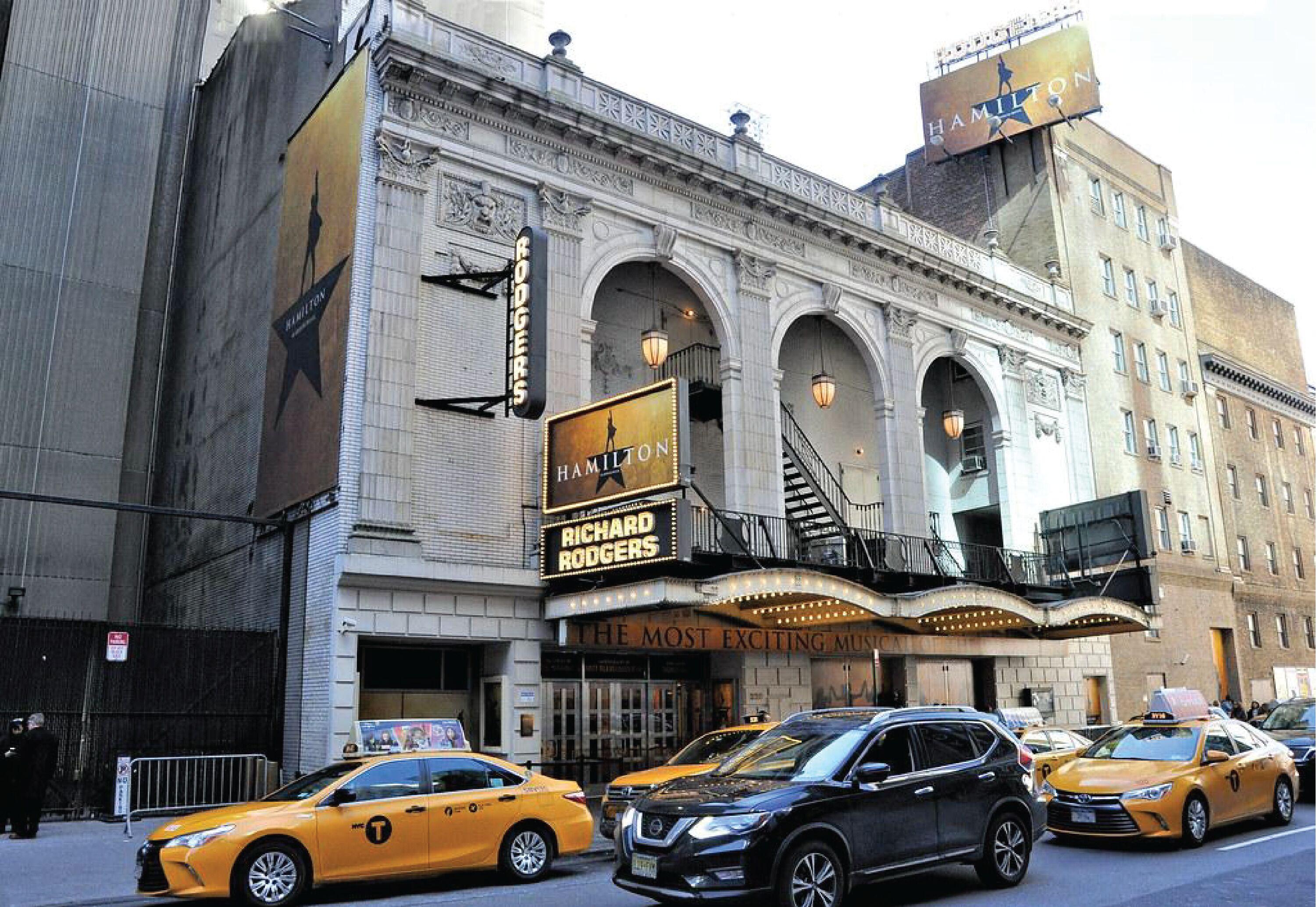 Hotel Square At Times Square 3*