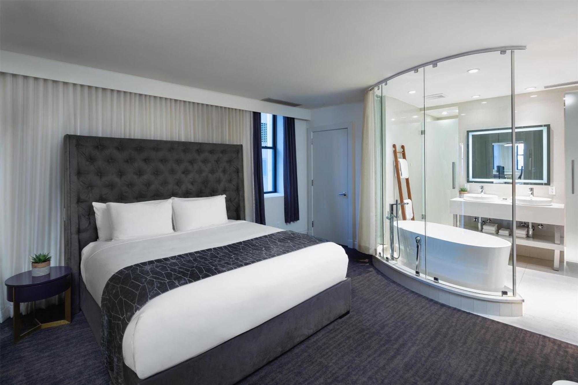 Dream Midtown, By Hyatt Hotel 4*
