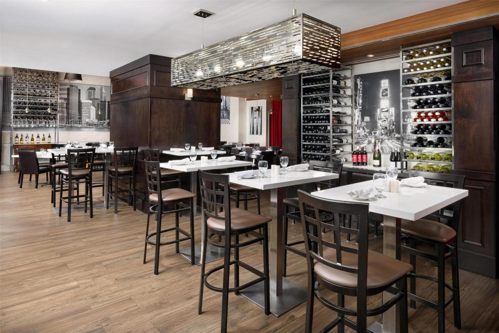 Hilton Garden - Times Square Hotel 3*