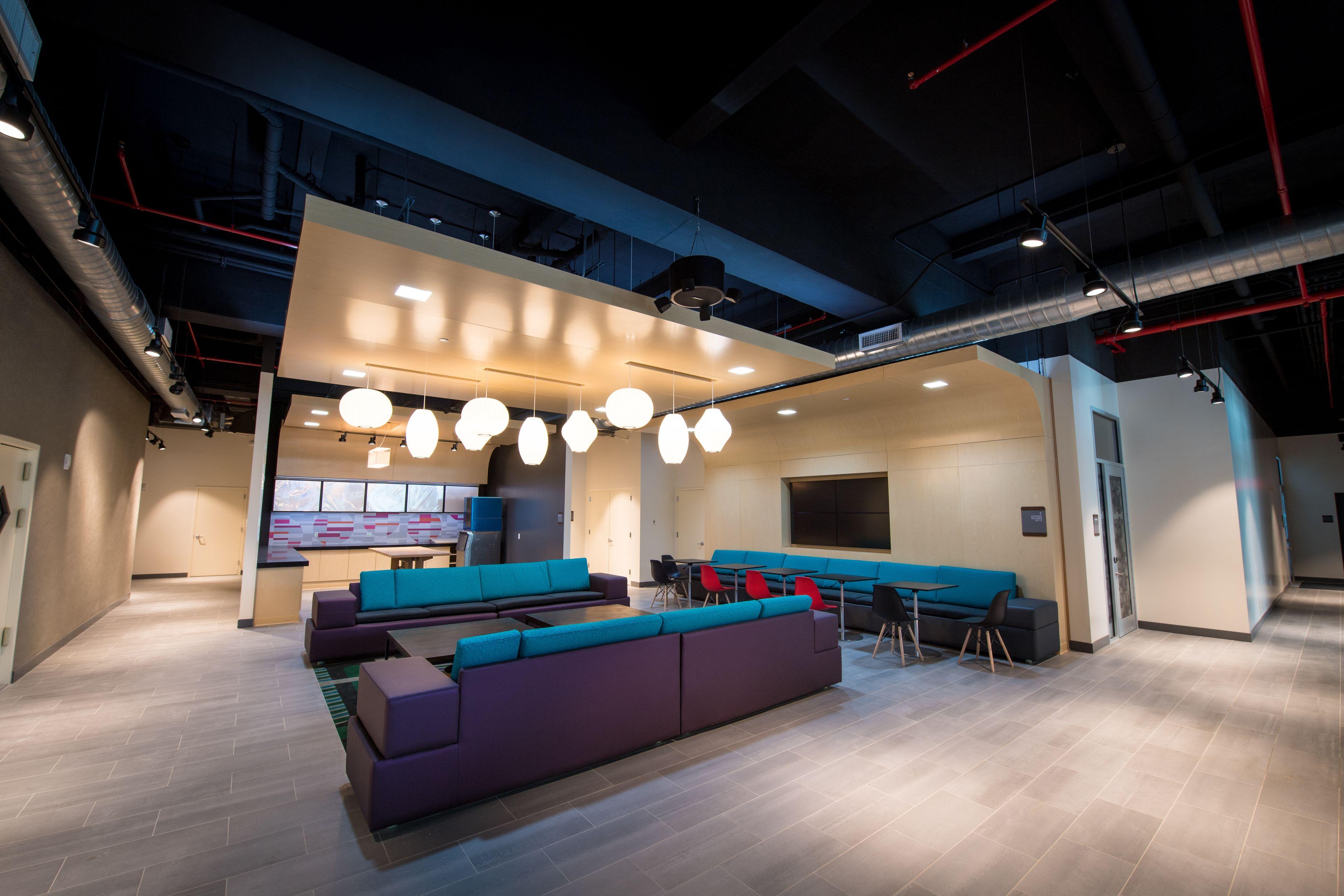 Aloft By Marriott New York Laguardia Airport Hotel