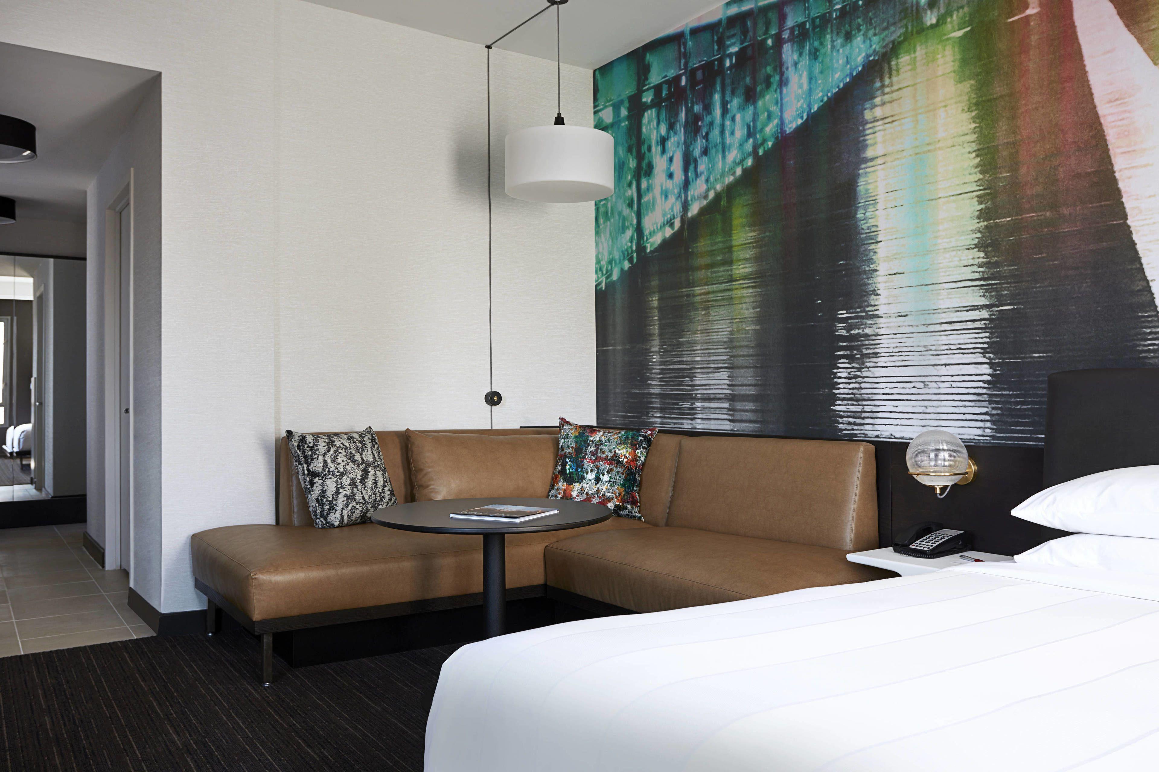 Hotel Marriott At The Brooklyn Bridge