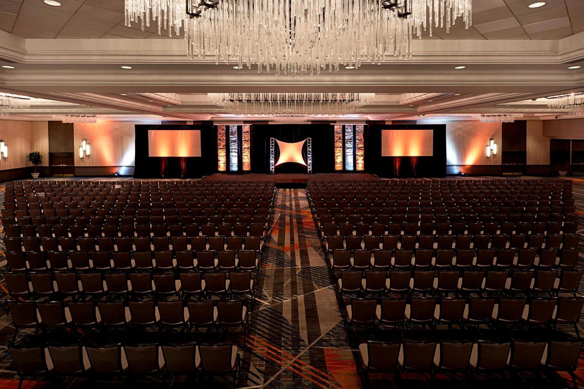 Hotel Marriott At The Brooklyn Bridge