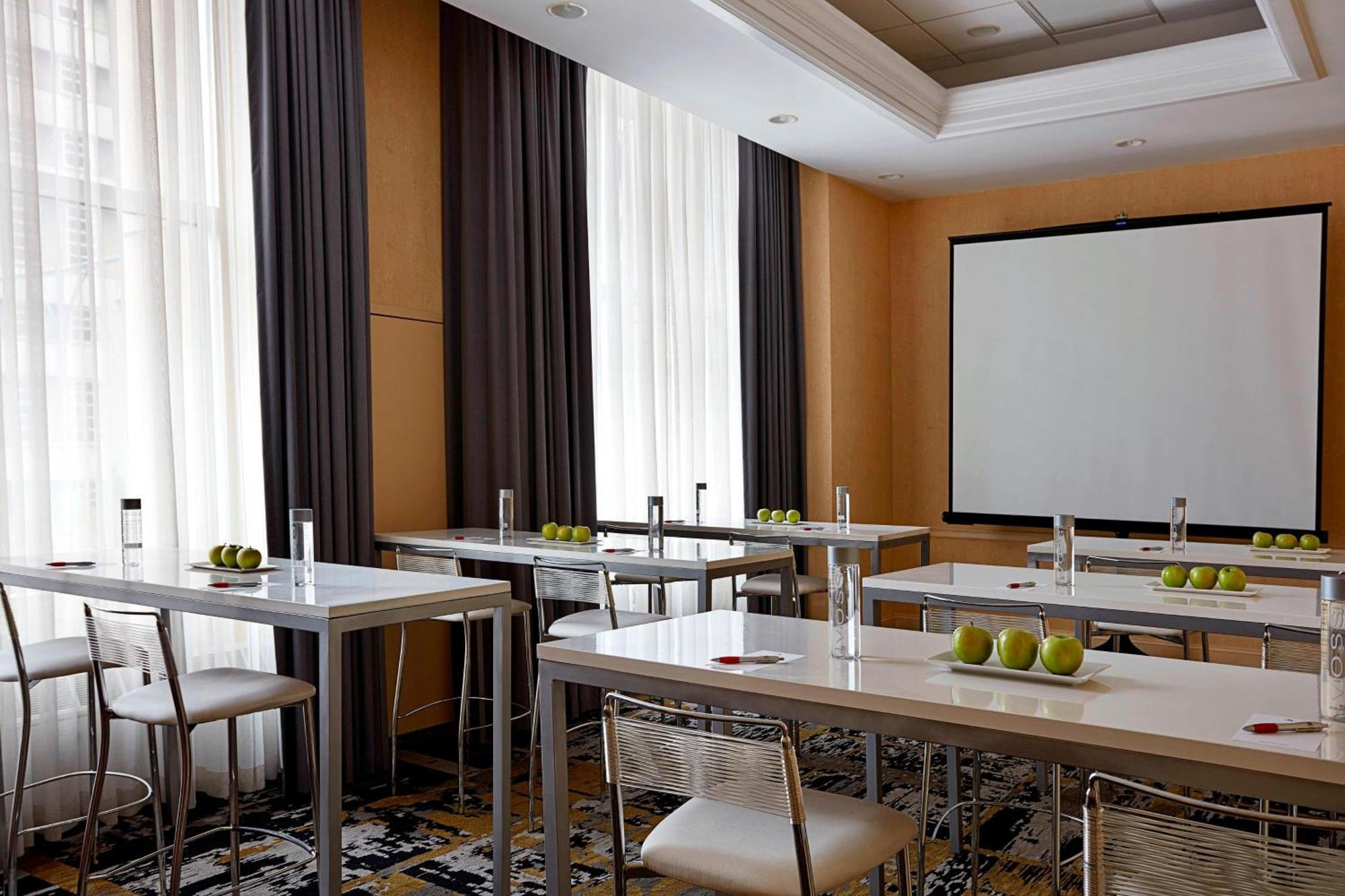 Marriott At The Brooklyn Bridge New York