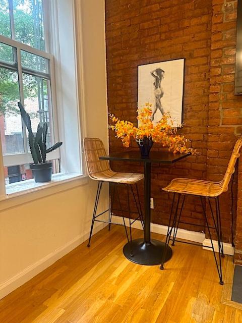 Apartment Beauty In The Heart Of The Village