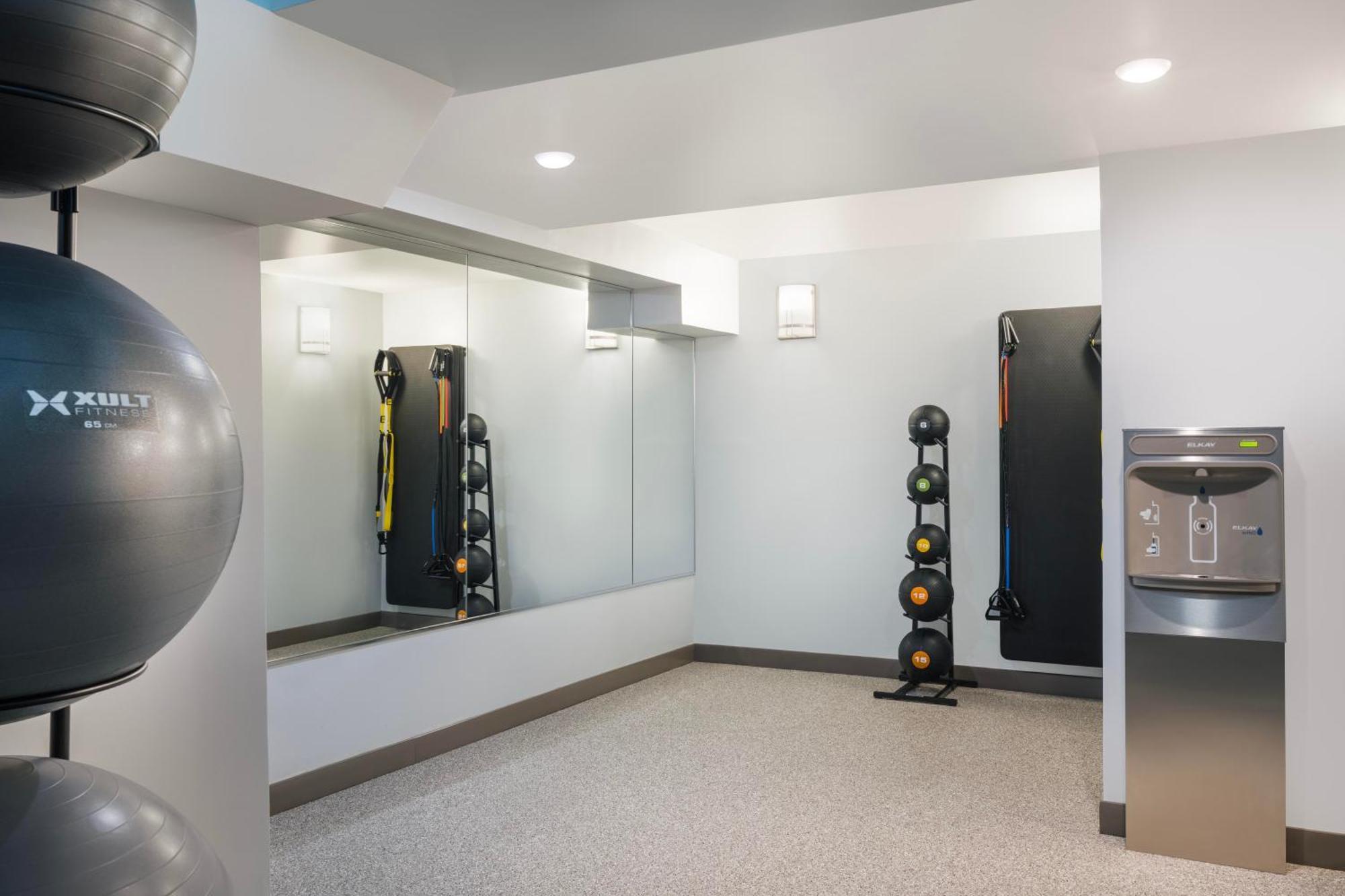Even Long Island - By Ihg Hotel 3*