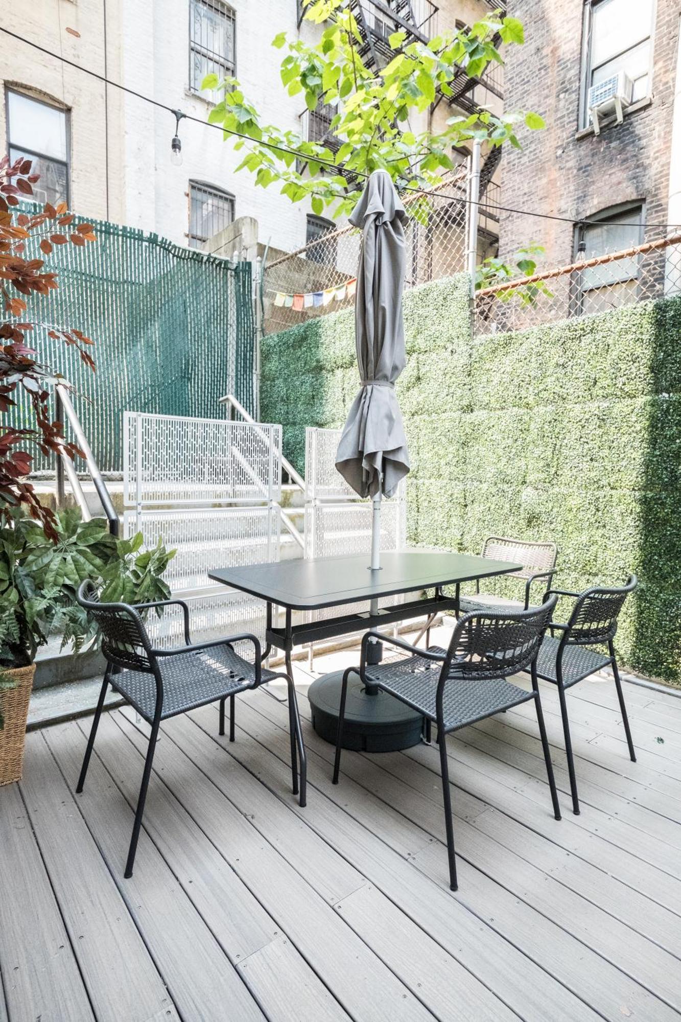 Apartment Spacious 4br 2ba With Private Outdoor Space Uws *