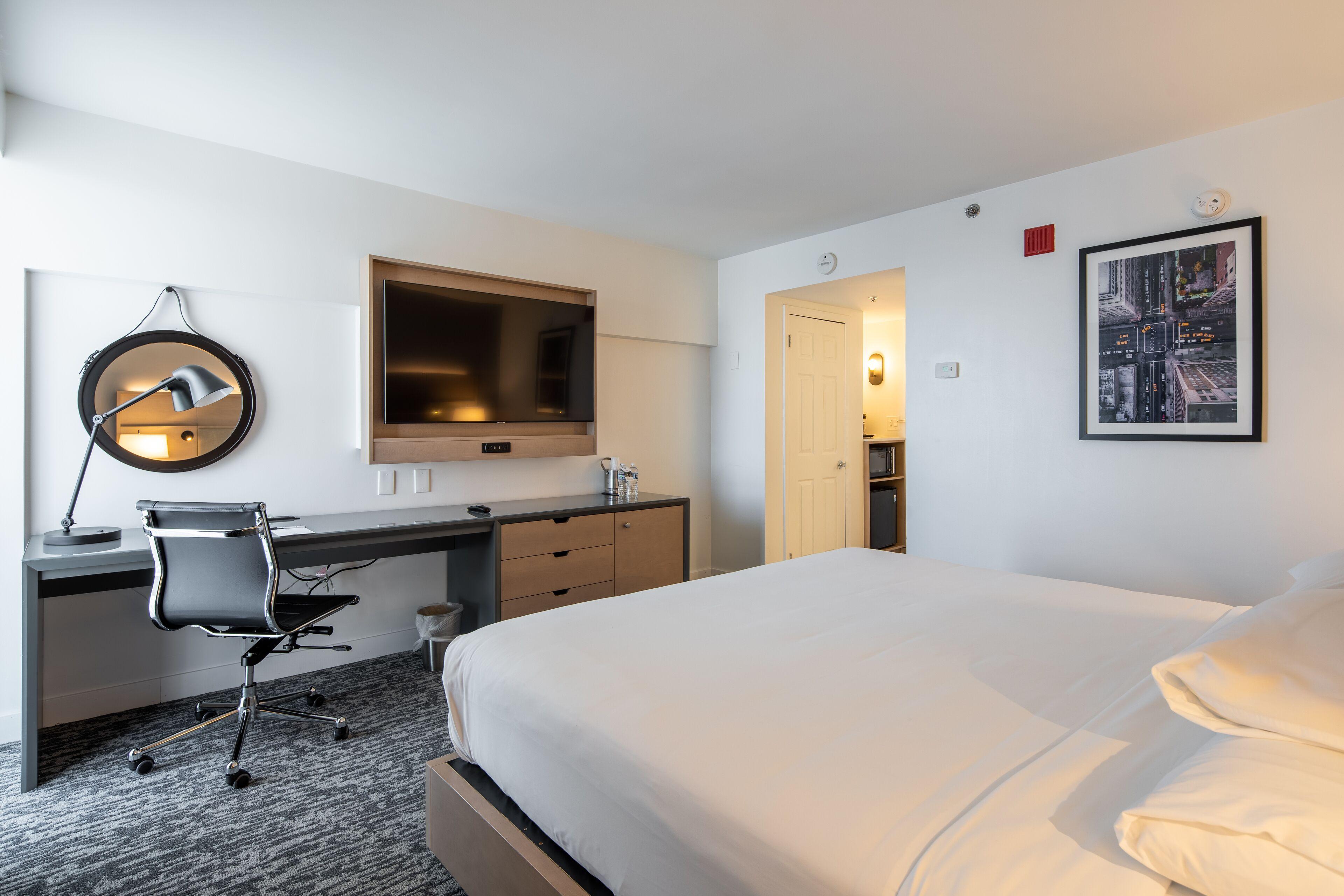 Hotel Doubletree By Hilton Jfk Airport 3*