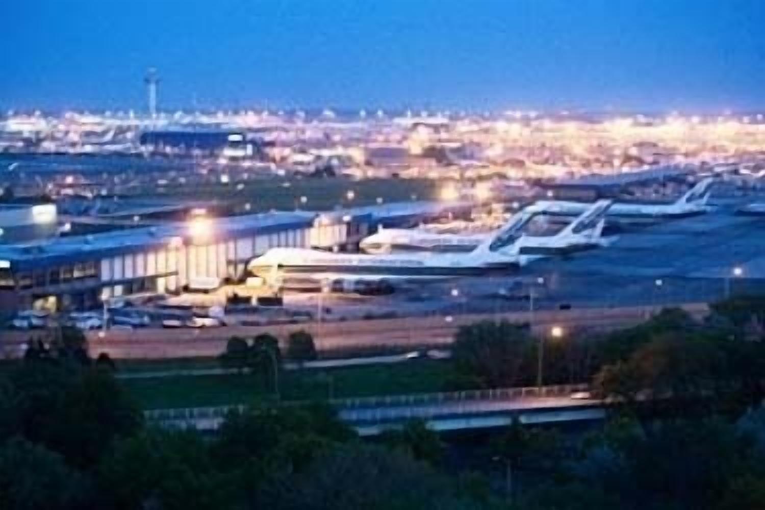 Hotel Doubletree By Hilton Jfk Airport 3*